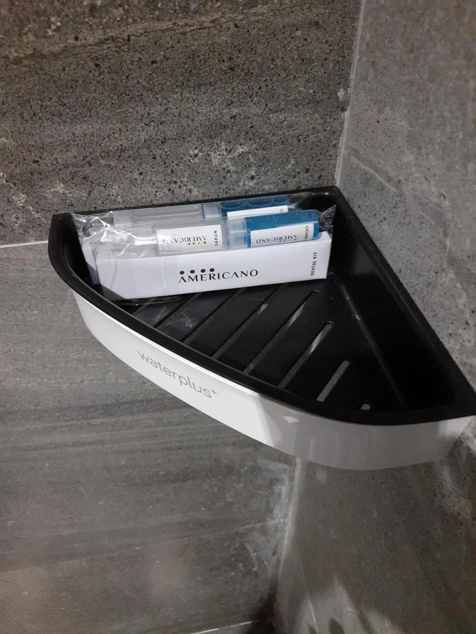 Toilet in Americano Hotel Syariah Yogyakarta