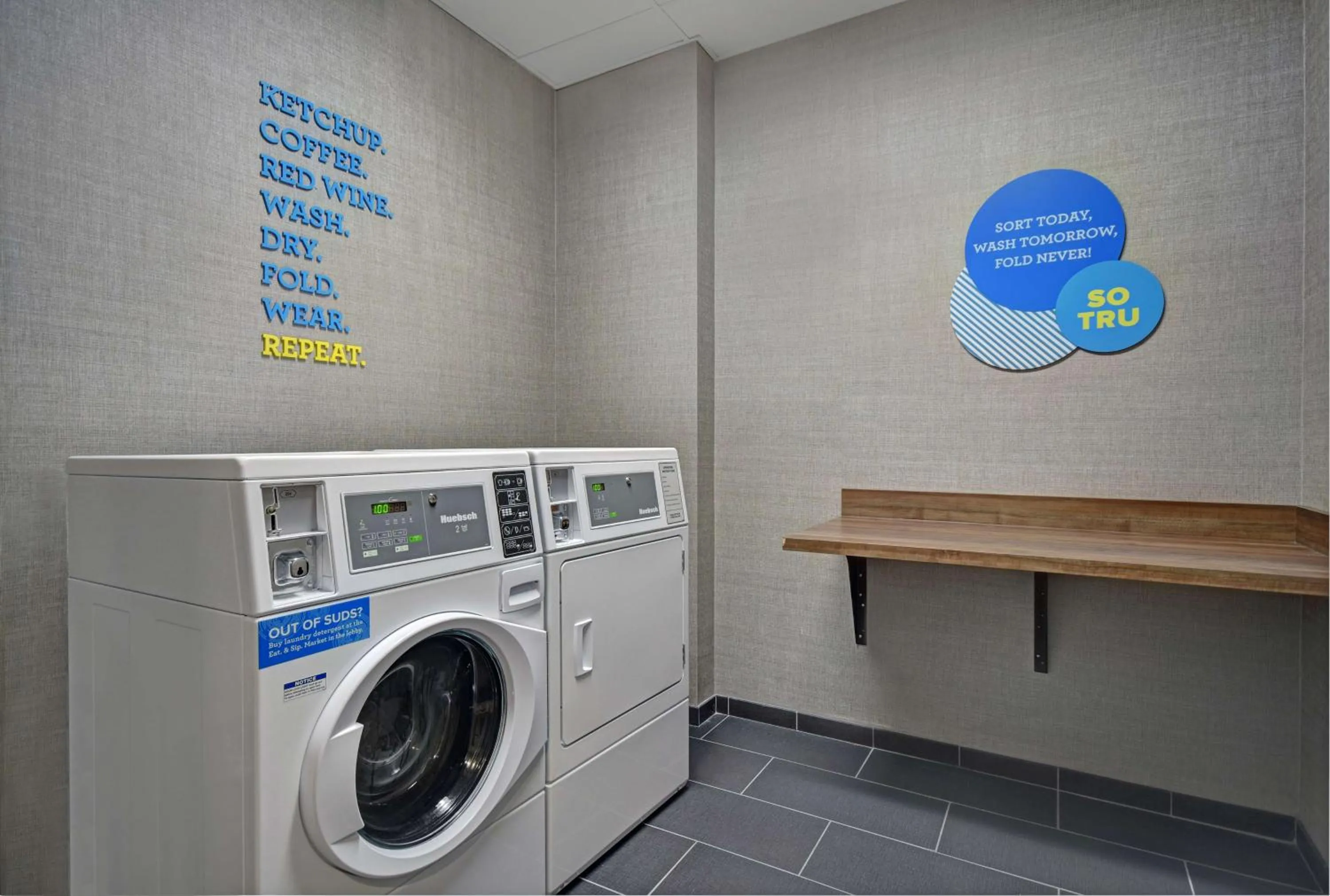 Property building in Tru By Hilton Troy Detroit, Mi