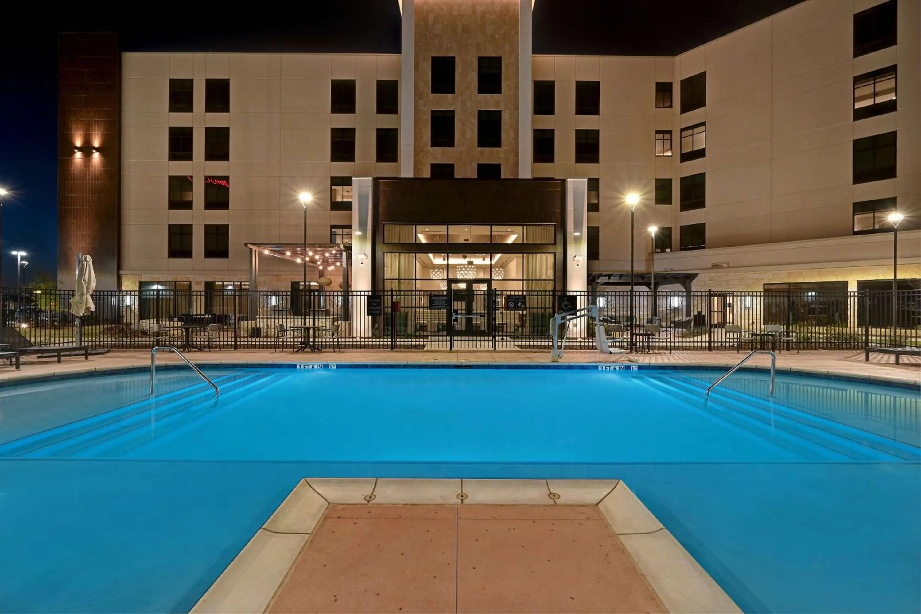 Property building in Homewood Suites by Hilton Dallas The Colony