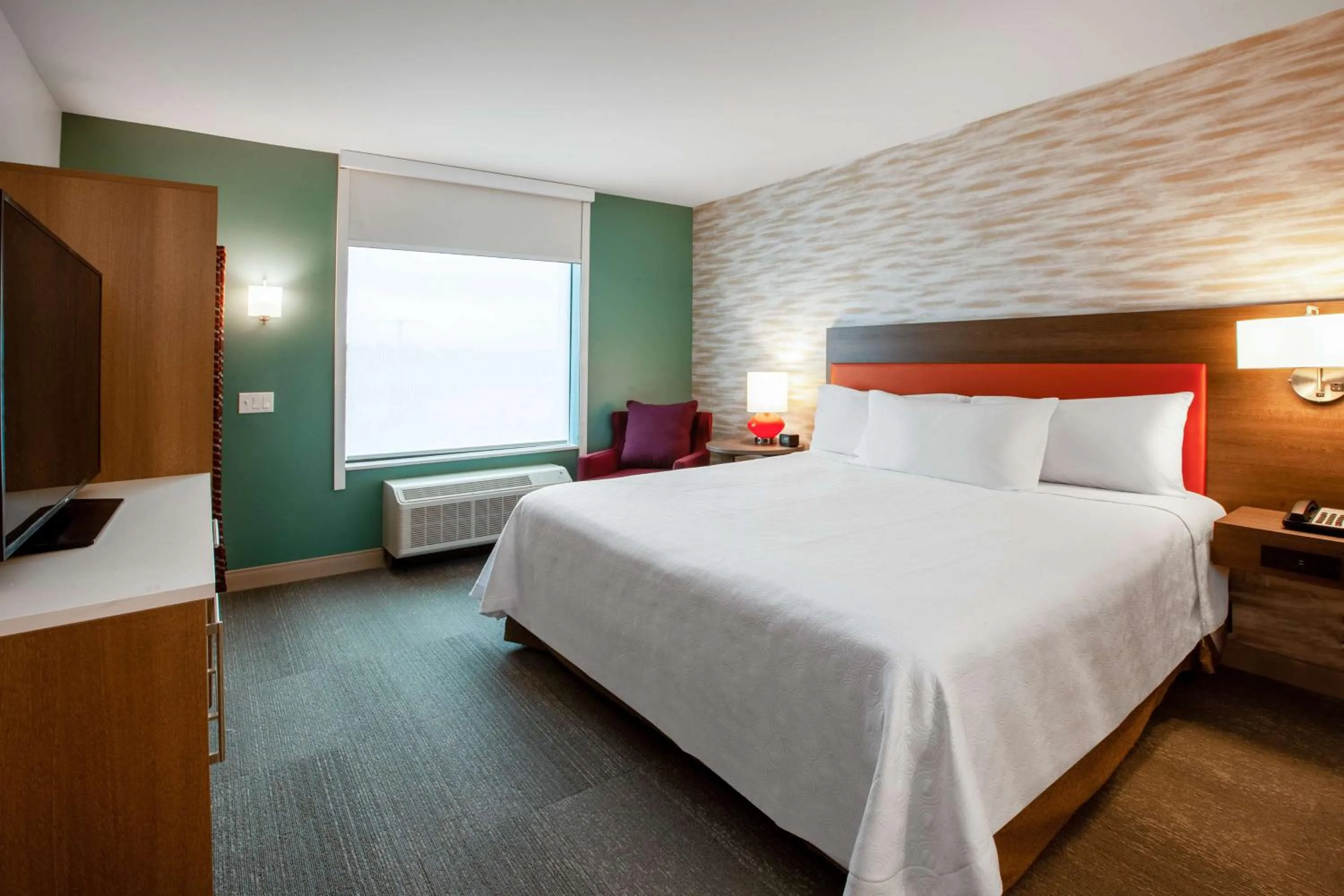 Bedroom, Bed in Home2 Suites By Hilton Lewisburg, Wv