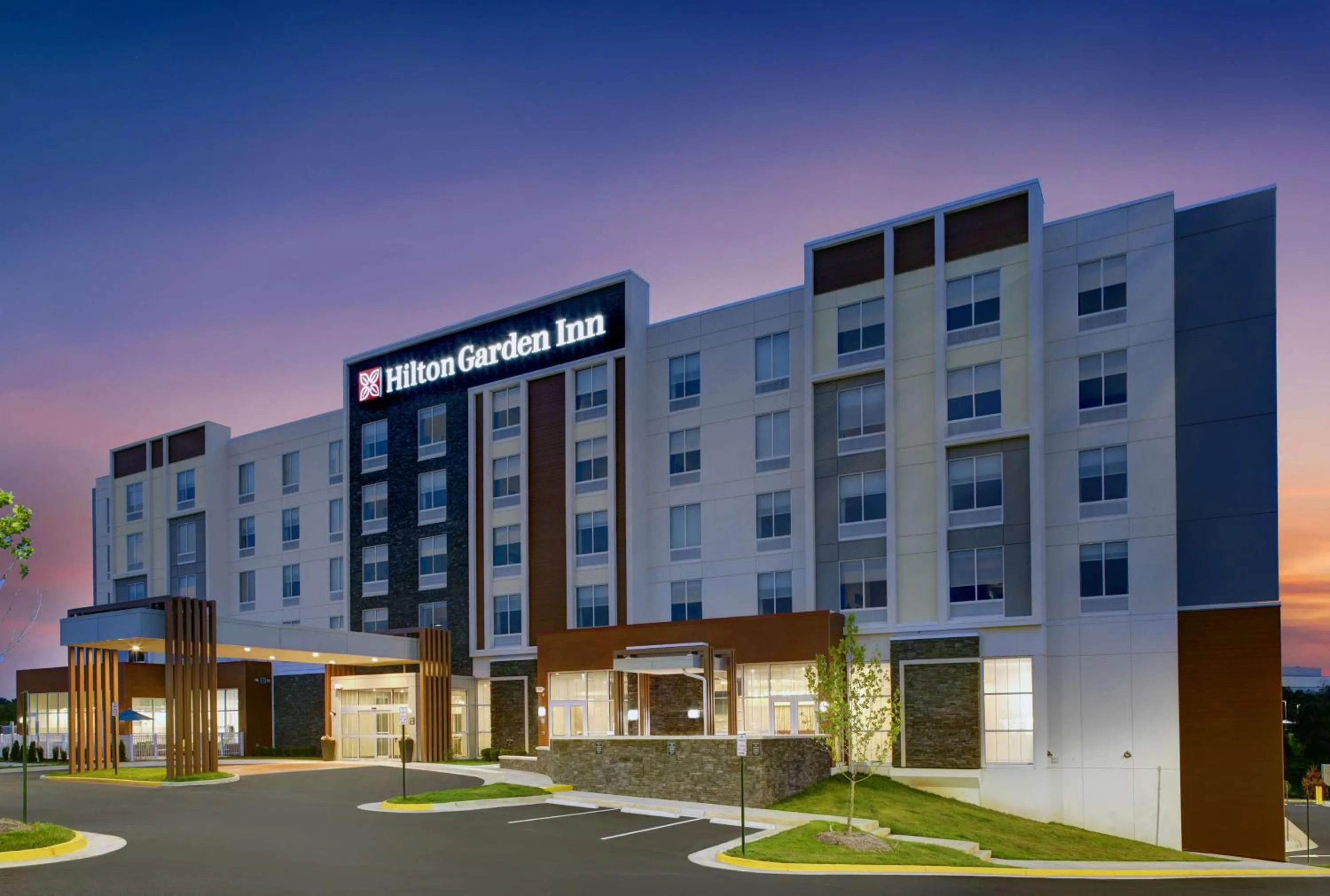 Property building in Hilton Garden Inn Manassas
