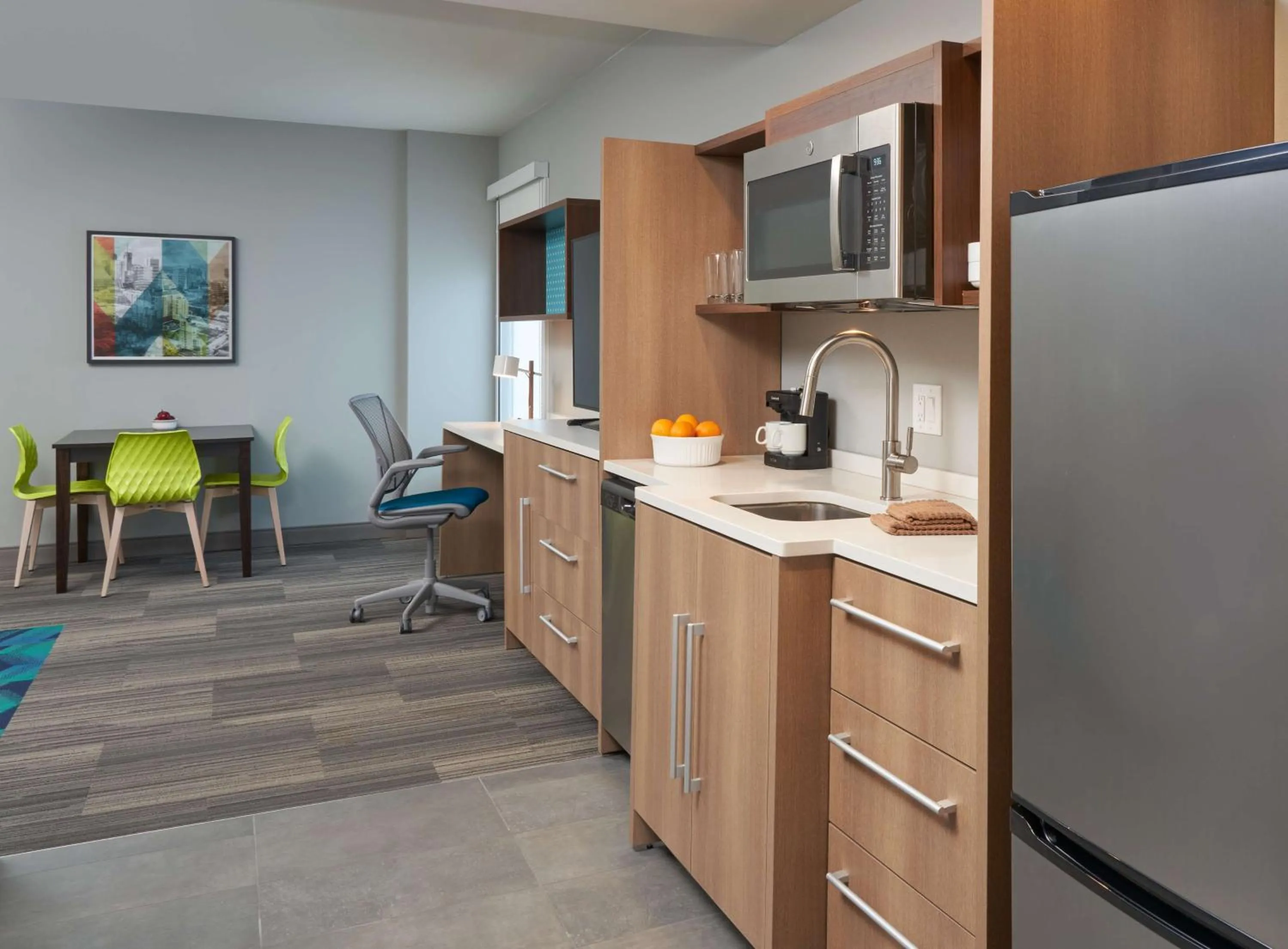 Bedroom in Home2 Suites By Hilton Pompano Beach Pier, Fl