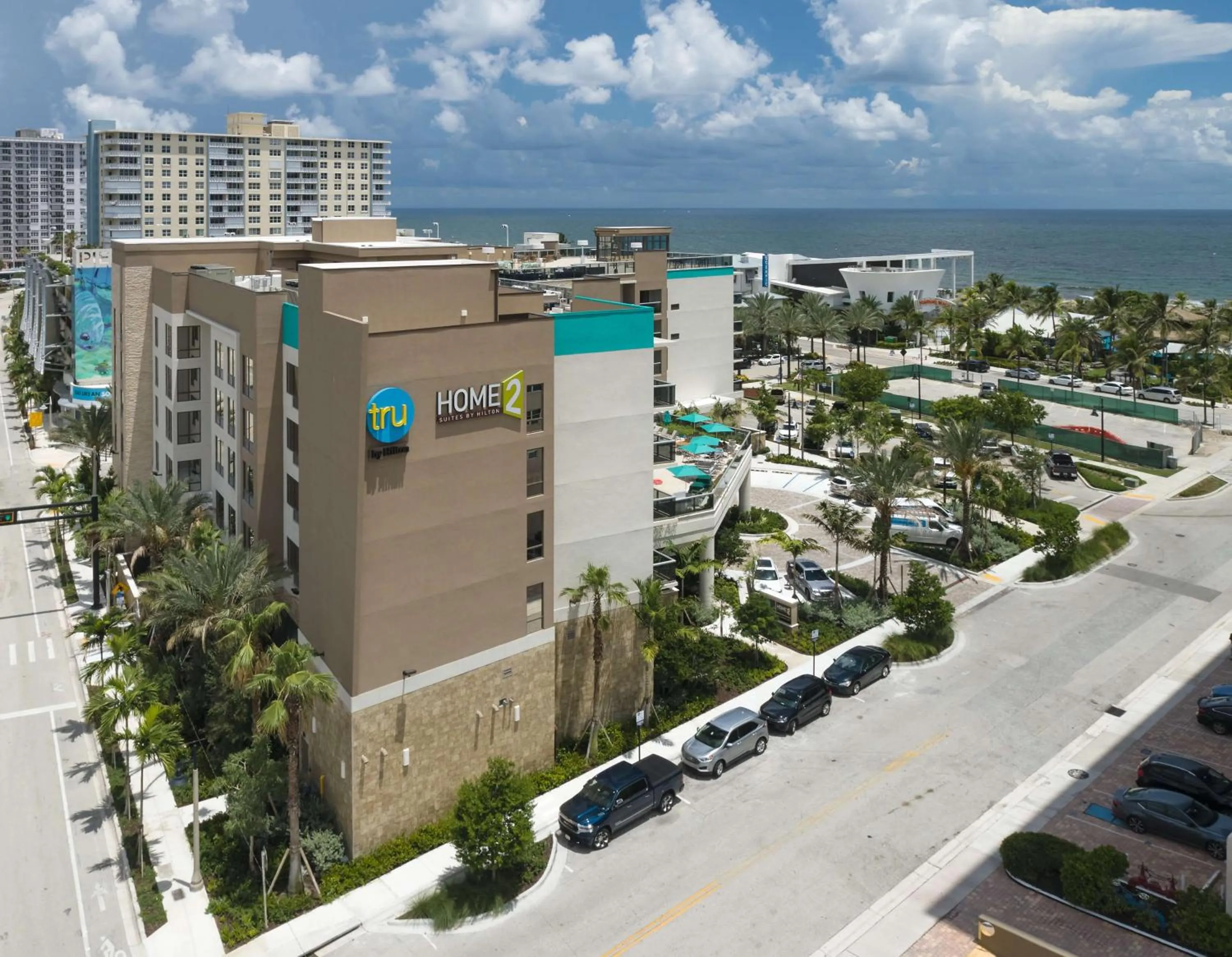 Property building in Home2 Suites By Hilton Pompano Beach Pier, Fl