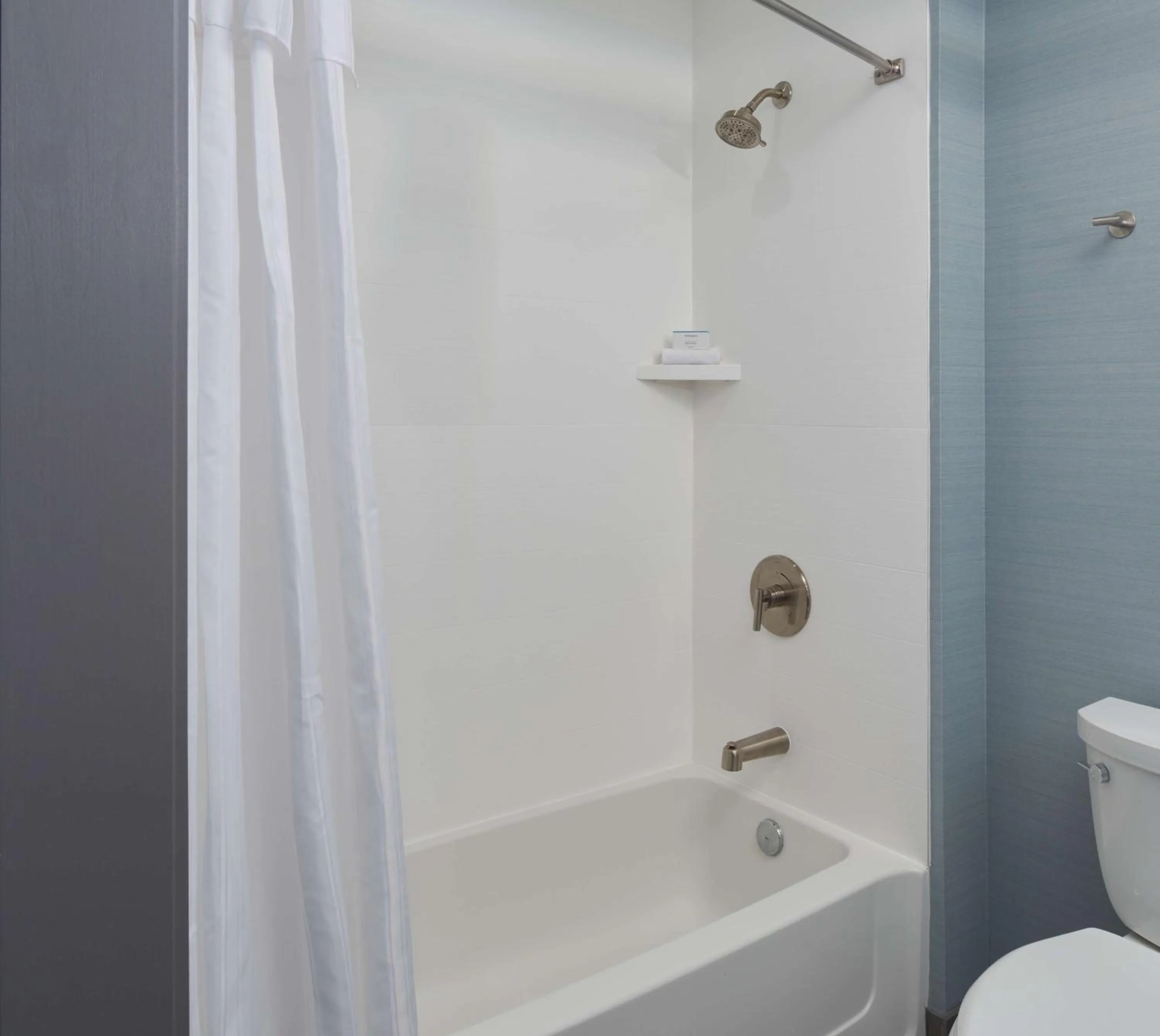 Bathroom in Home2 Suites By Hilton Pompano Beach Pier, Fl