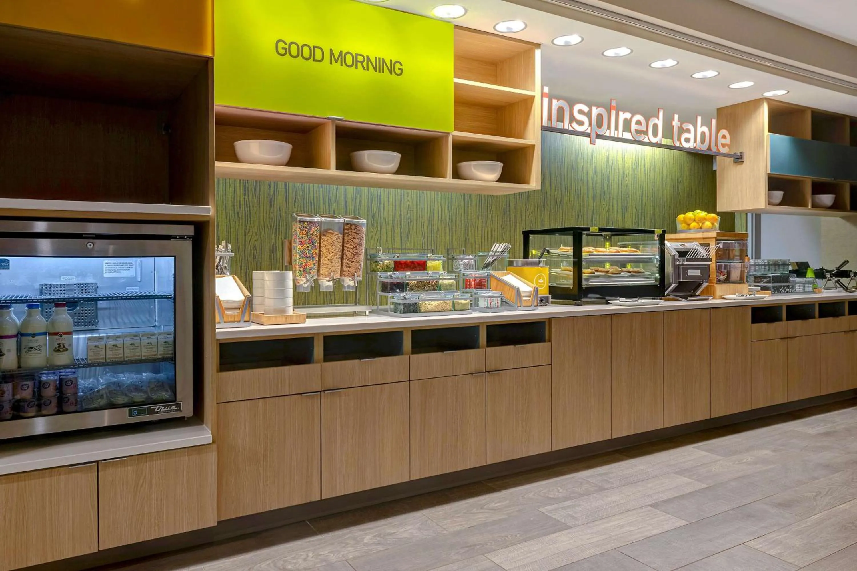 Breakfast in Home2 Suites by Hilton Gulf Breeze Pensacola Area, FL