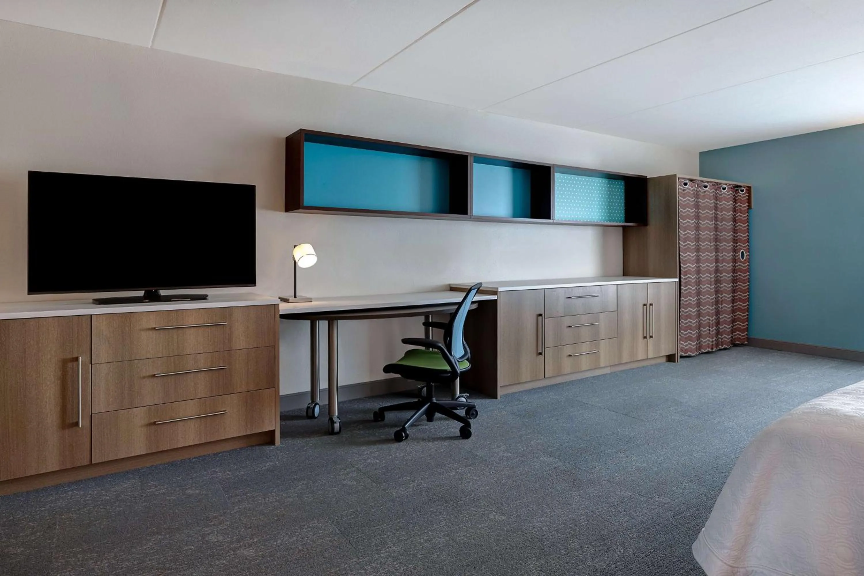 Bedroom, Bed in Home2 Suites by Hilton Gulf Breeze Pensacola Area, FL