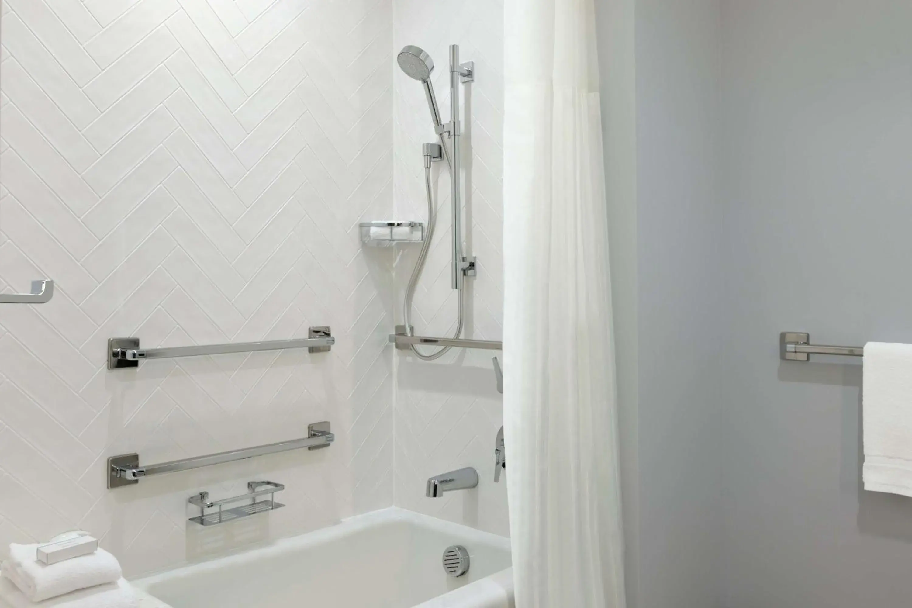 Queen Room with Two Queen Beds - Mobility Access in Hilton Garden Inn Austin North-Near the Domain, TX Queen Room with Two Queen Beds - Mobility Access in Hilton Garden Inn Austin North-Near the Domain, TX