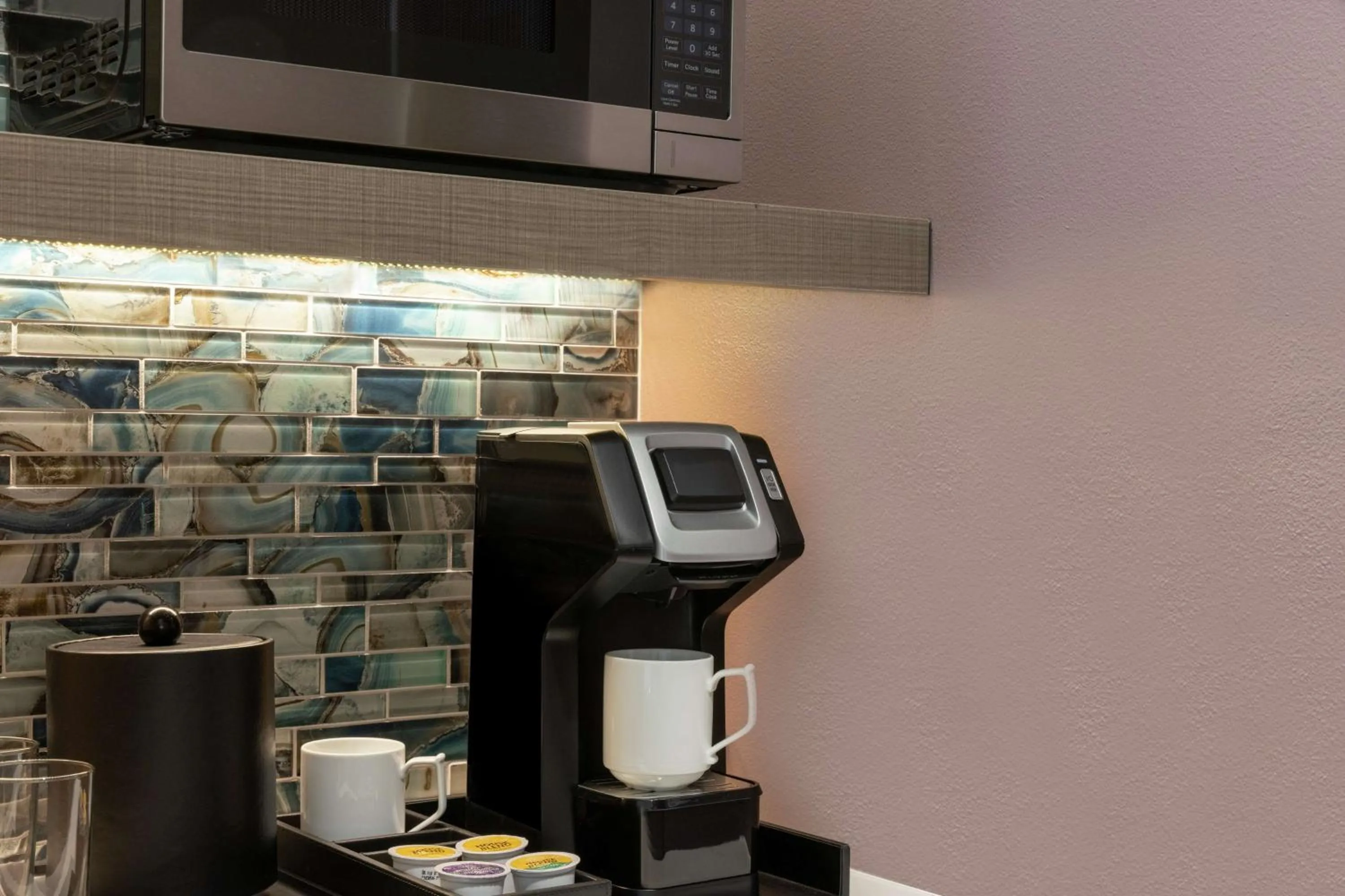 Photo of the whole room in Hilton Garden Inn Austin North-Near the Domain, TX