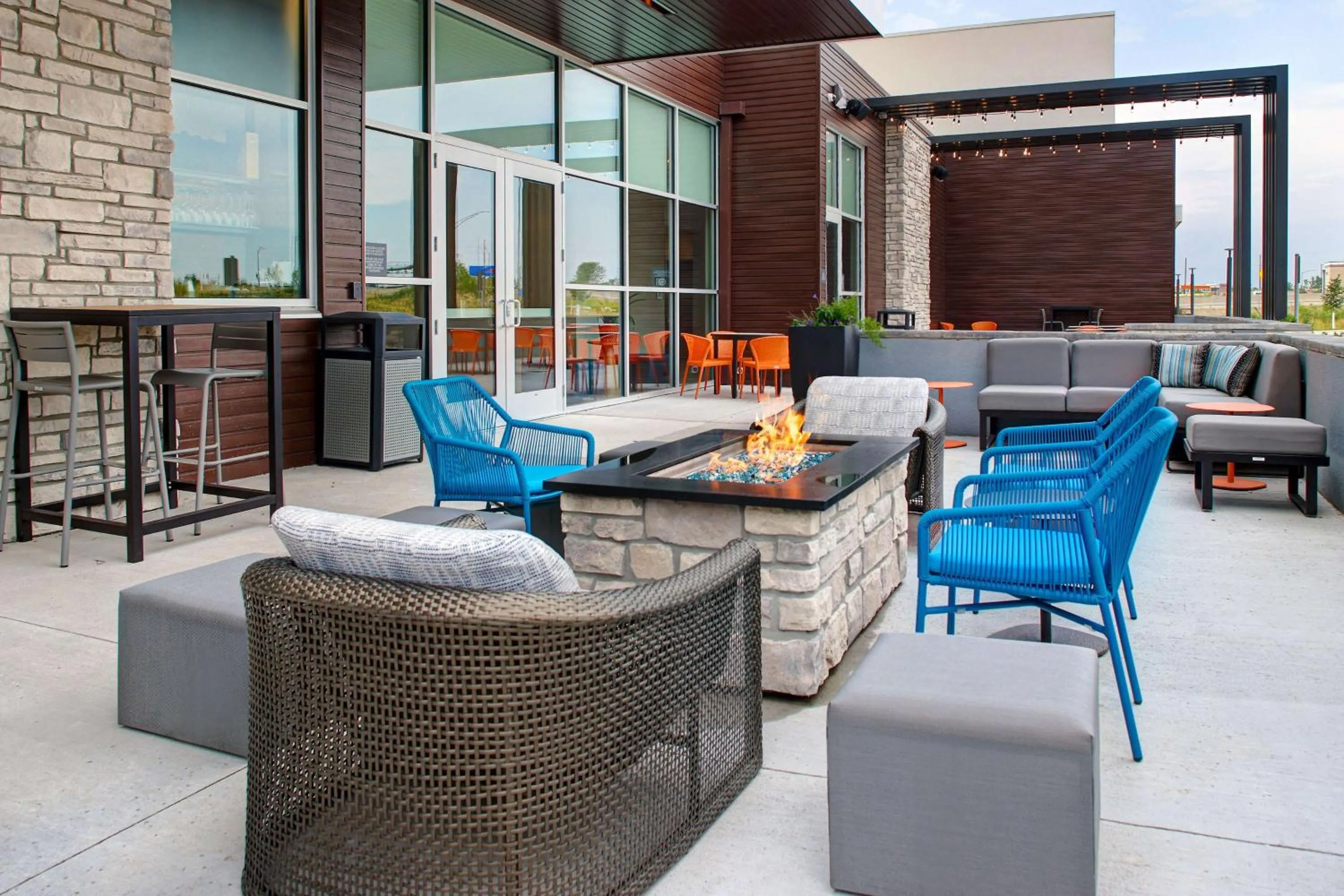 Patio in Hilton Garden Inn Cedar Rapids