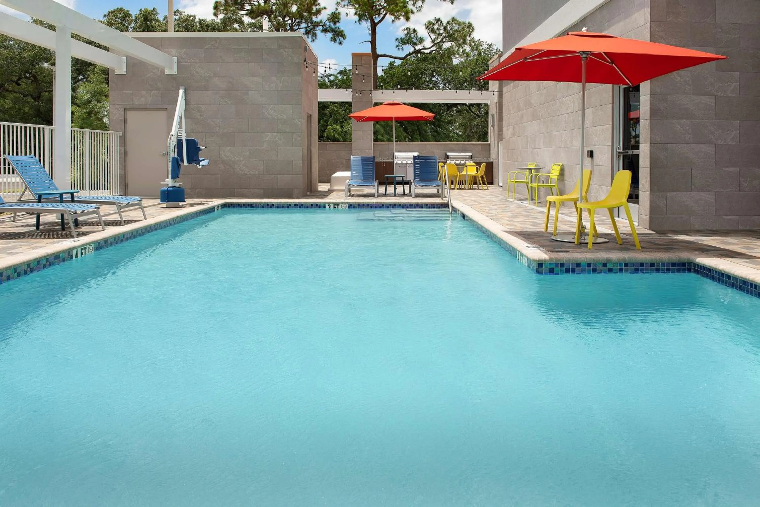 Day in Home2 Suites By Hilton Tampa Westshore Airport, Fl