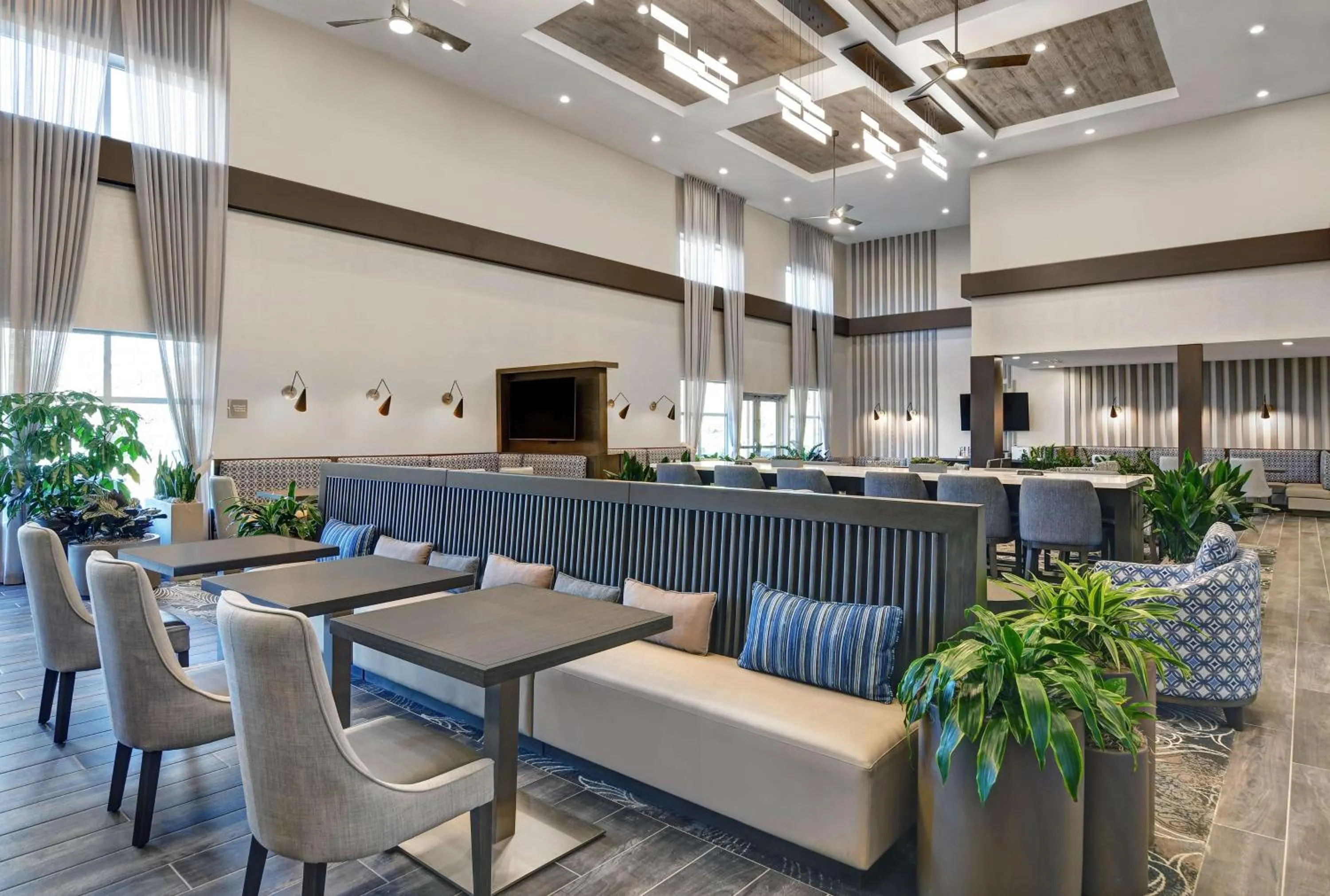 Lobby or reception in Homewood Suites By Hilton Edison Woodbridge, NJ