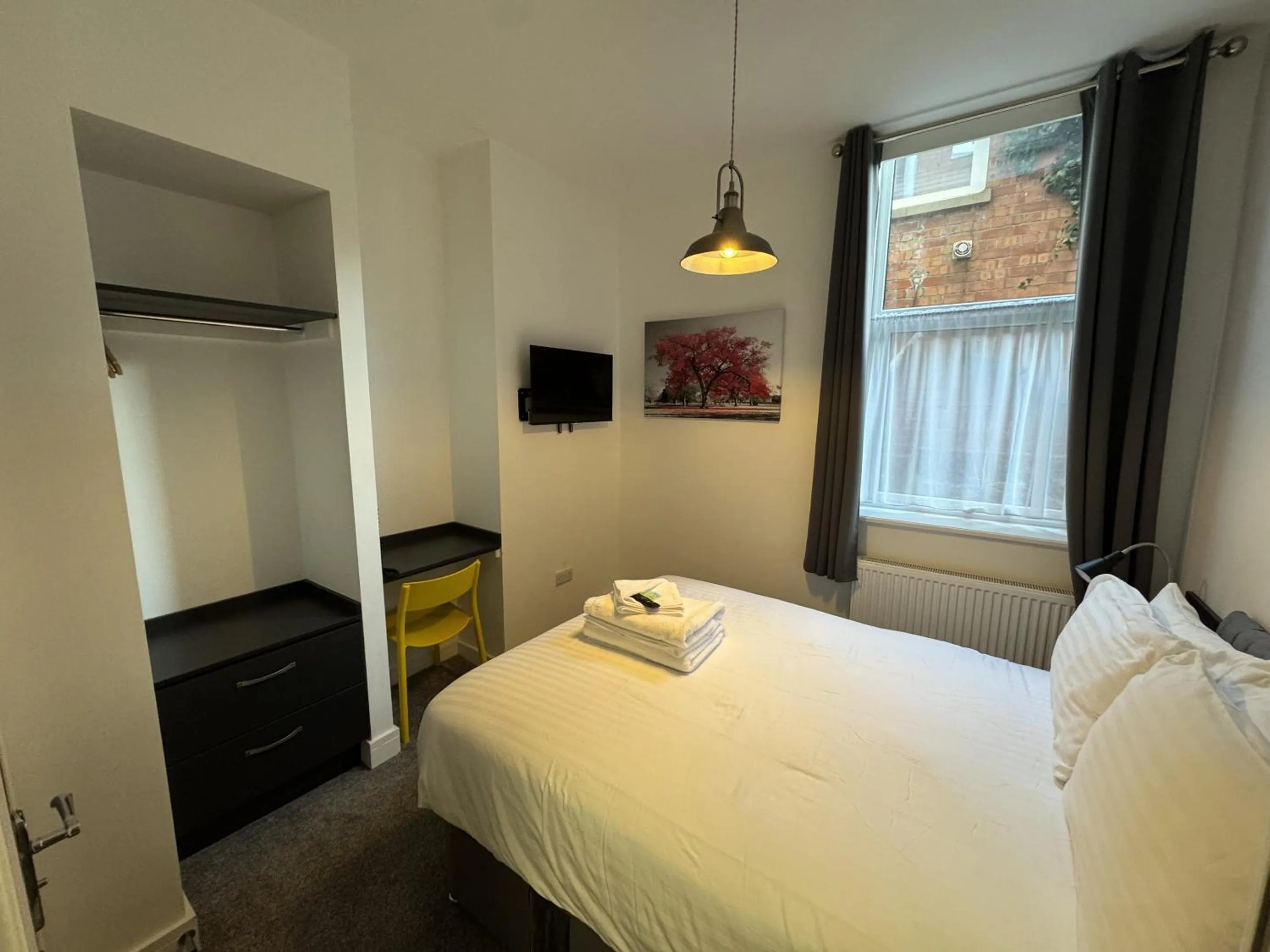 Bedroom in Kings Cross by Pureserviced