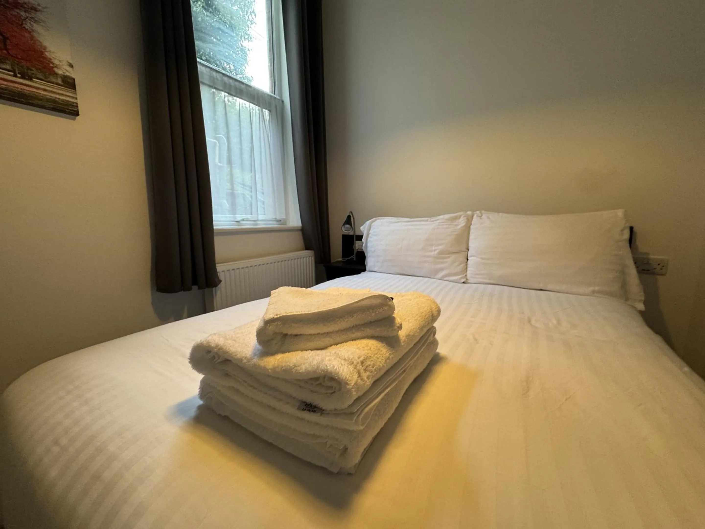 Bedroom in Kings Cross by Pureserviced