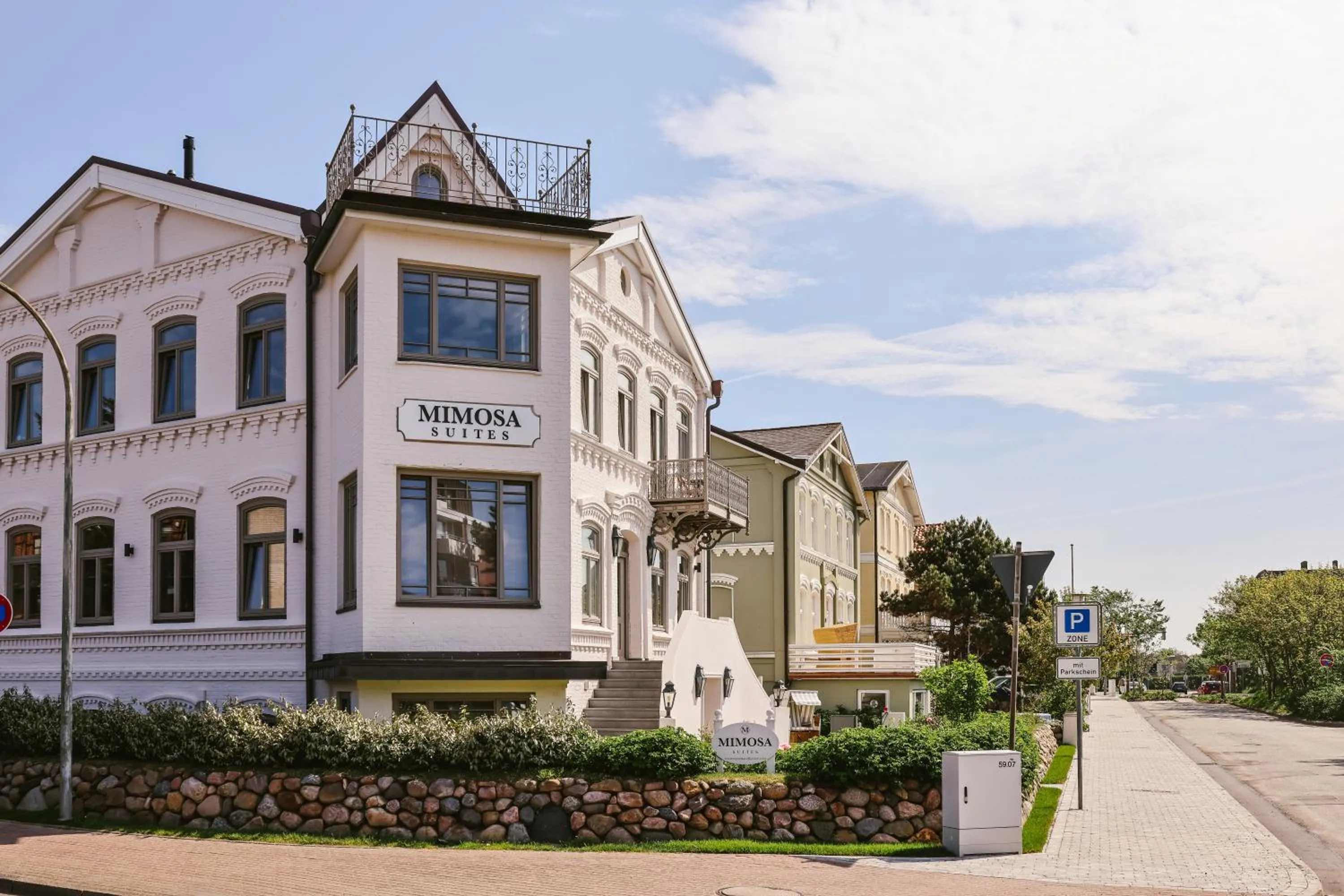 Property building in Mimosa Suites