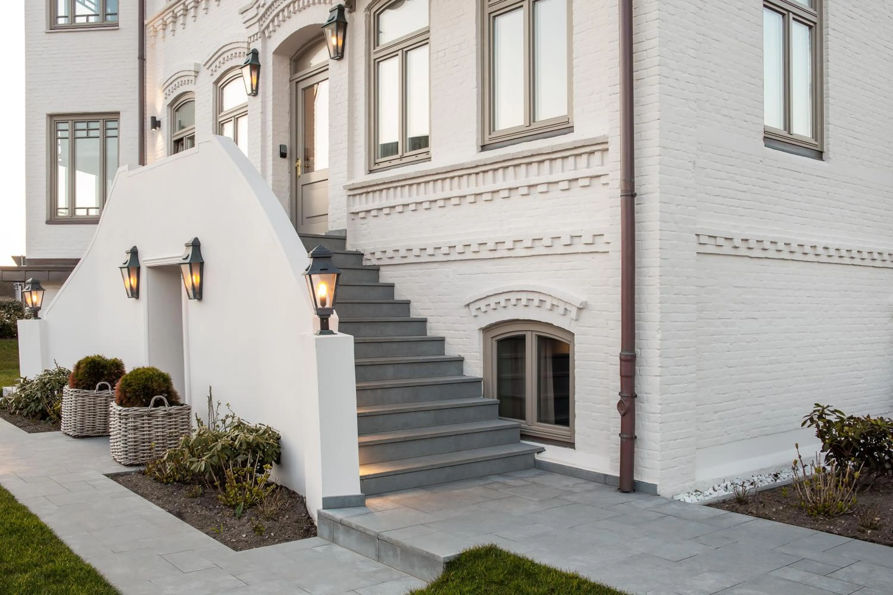 Facade/entrance in Mimosa Suites