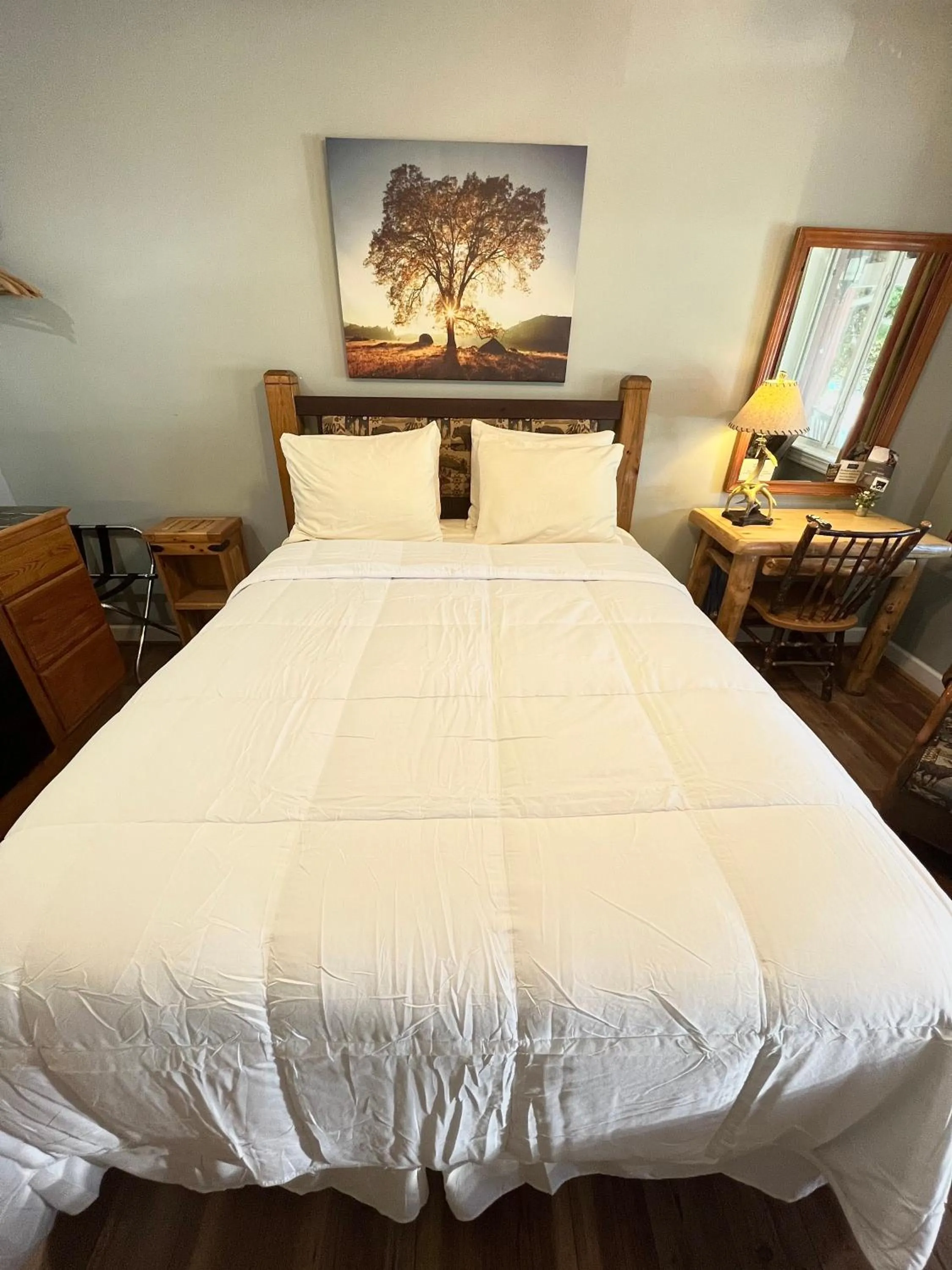 Bed in Homestead Inn - Blowing Rock