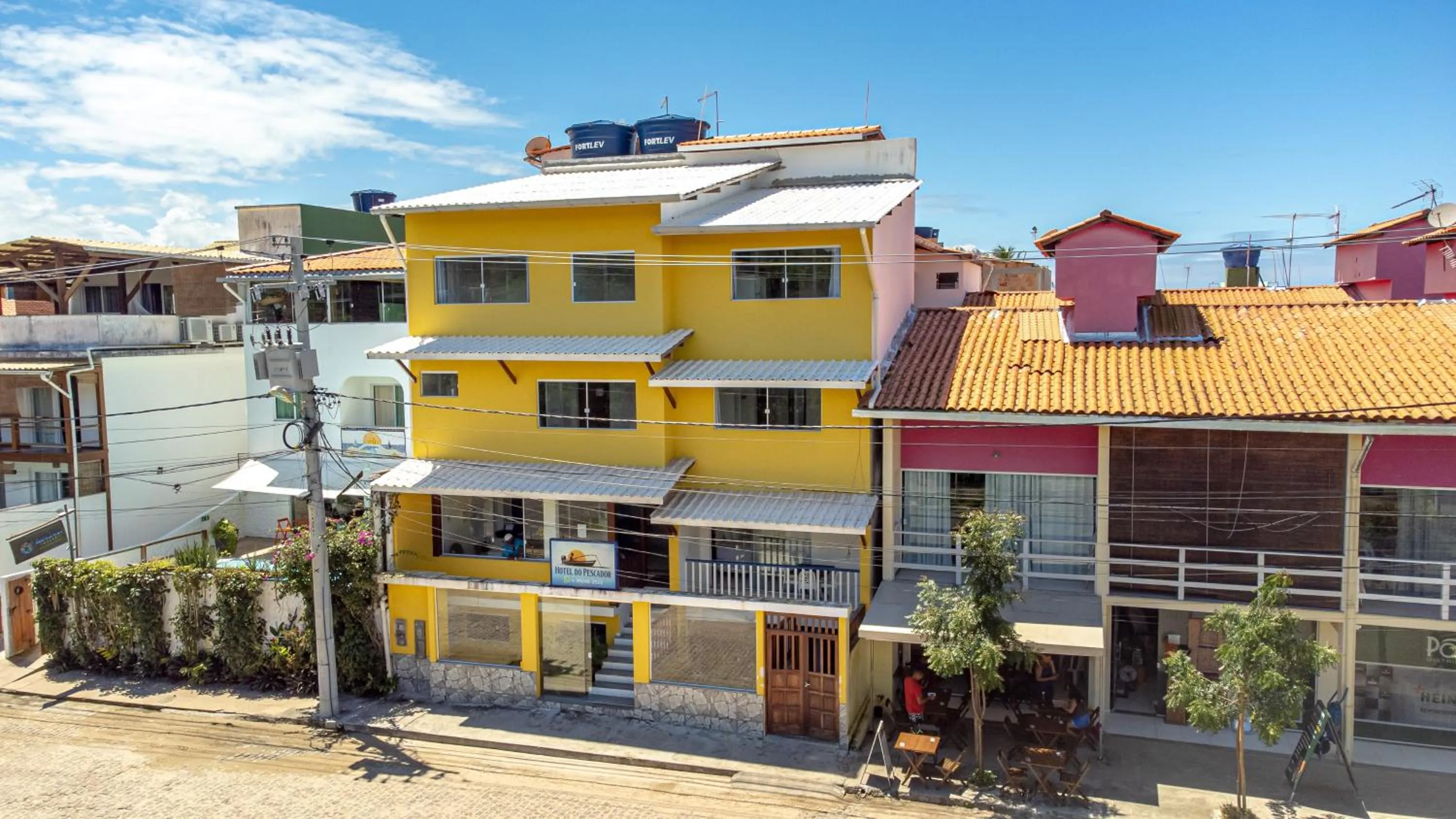 Facade/entrance in Hotel do Pescador