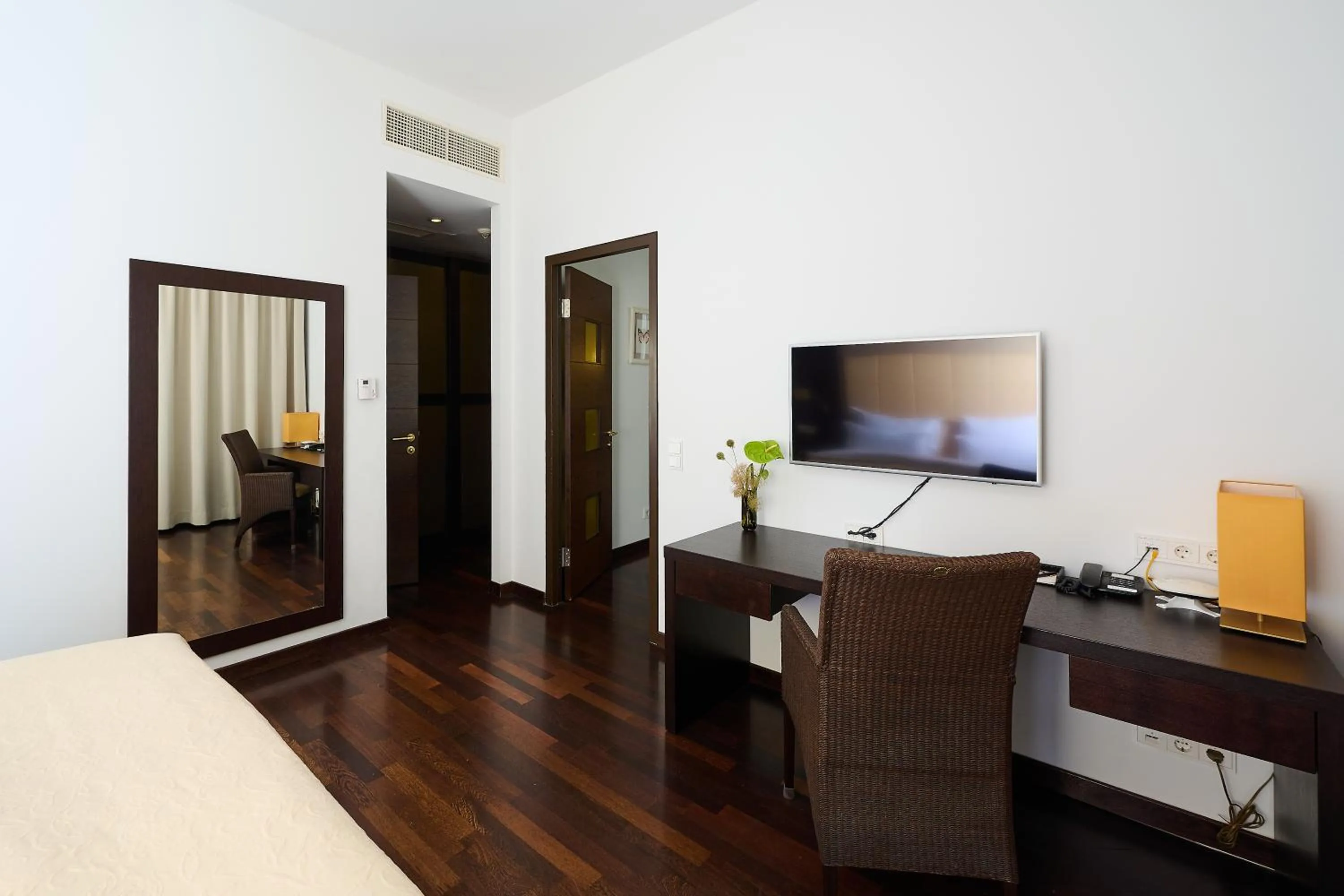 TV and multimedia, Bed in MyPlace Premium Apartments