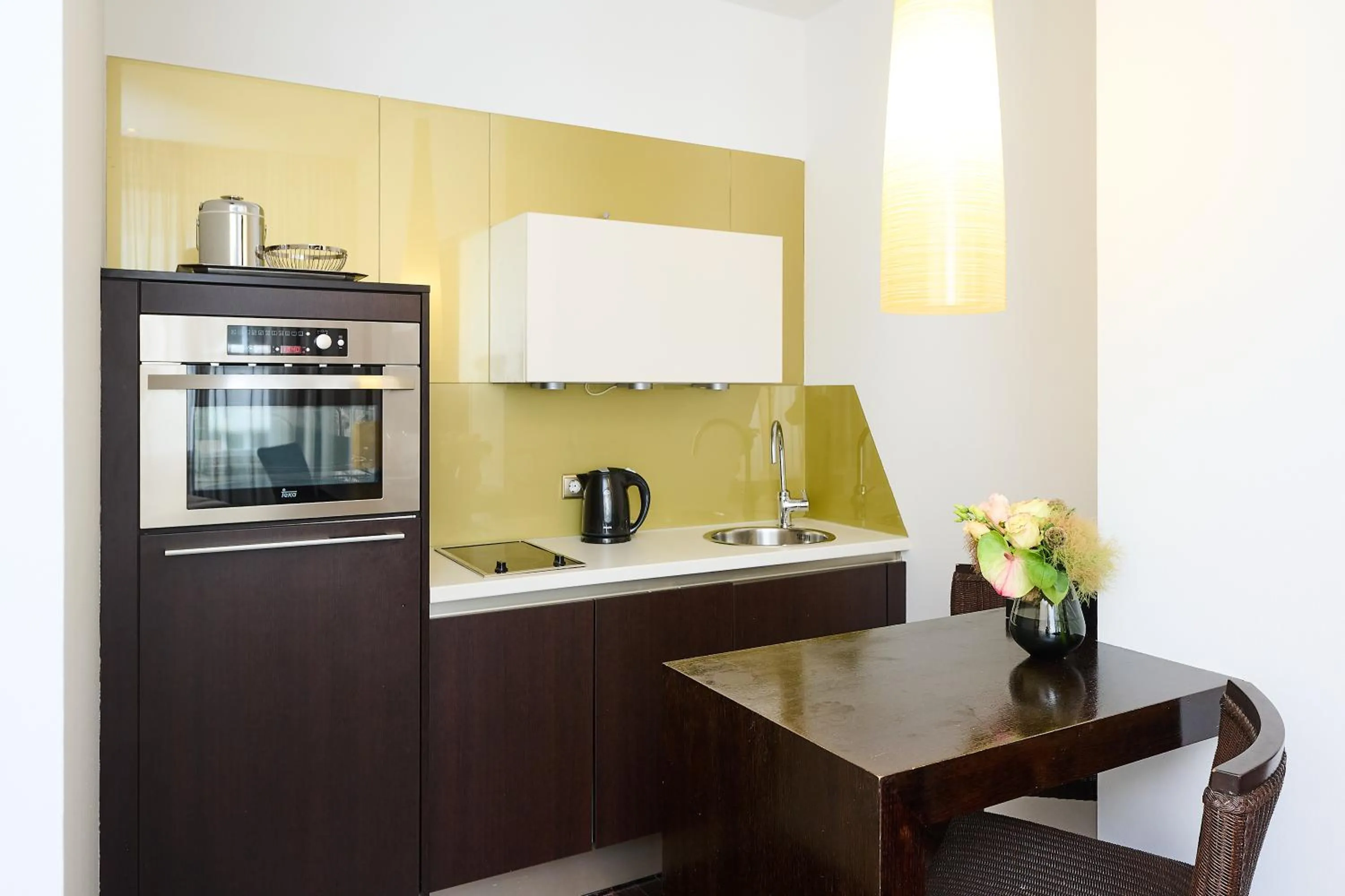 Kitchen or kitchenette in MyPlace Premium Apartments