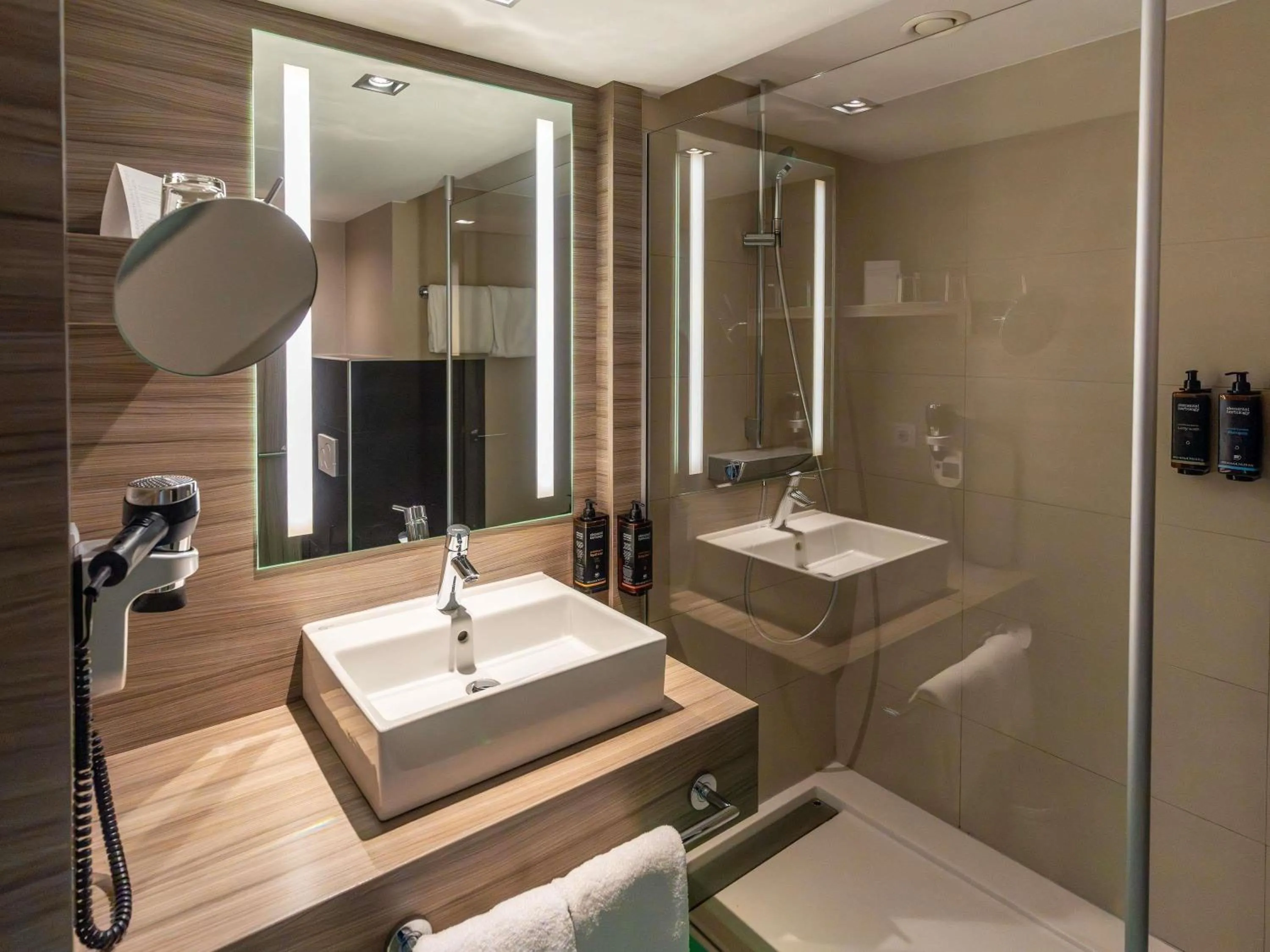 Bedroom in Mercure Salzburg City