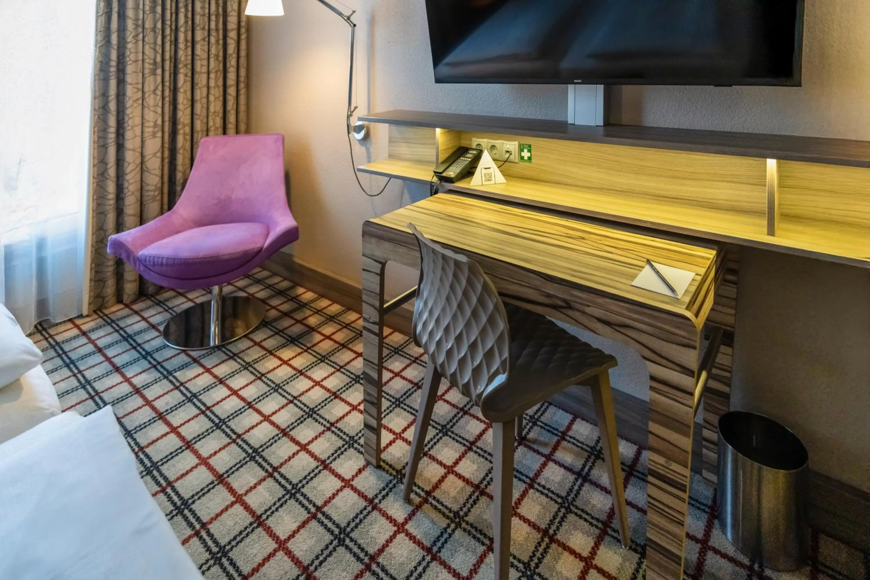 Photo of the whole room in Mercure Salzburg City