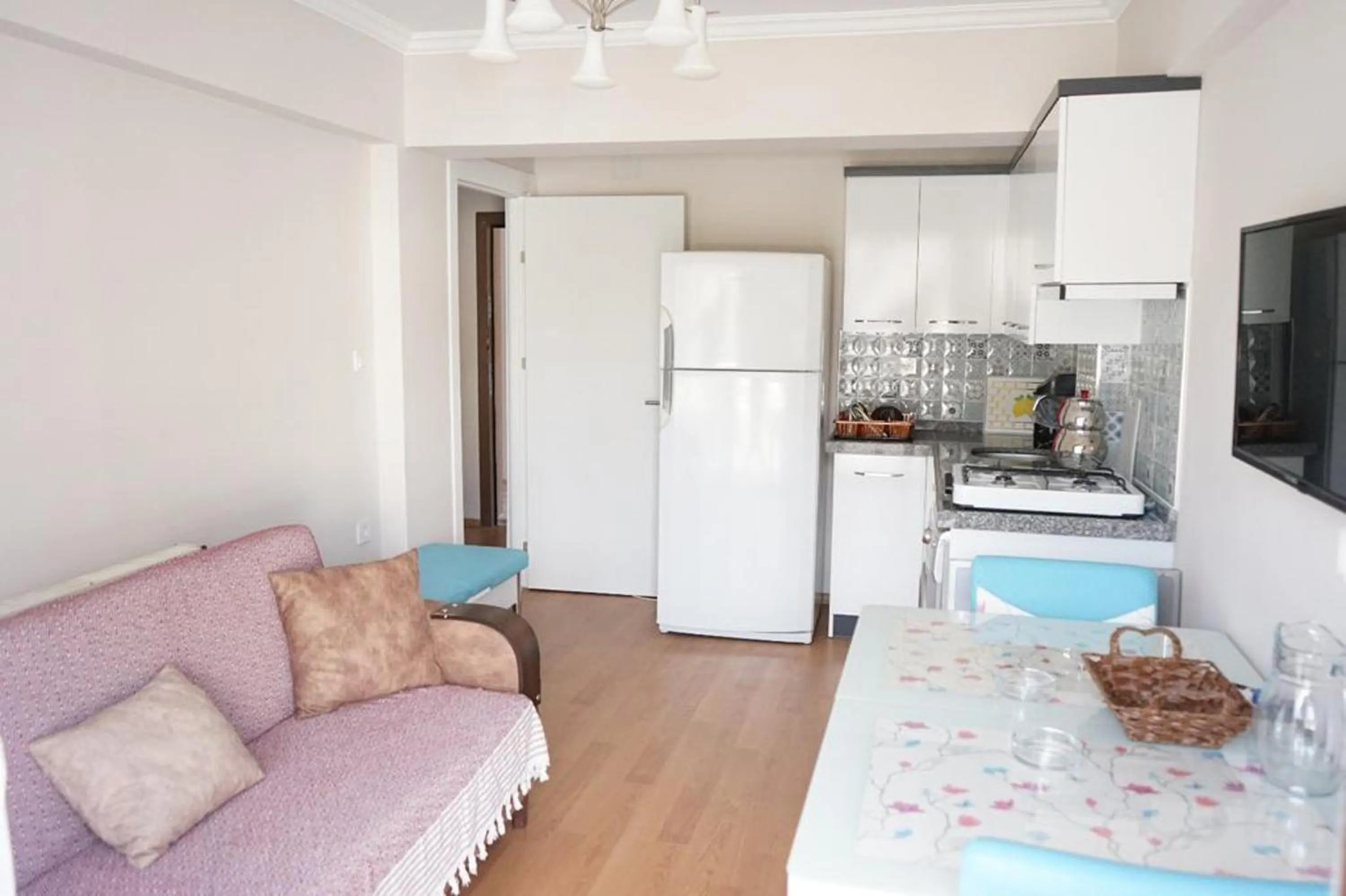 Kitchen or kitchenette in Ören Konak Apart Otel