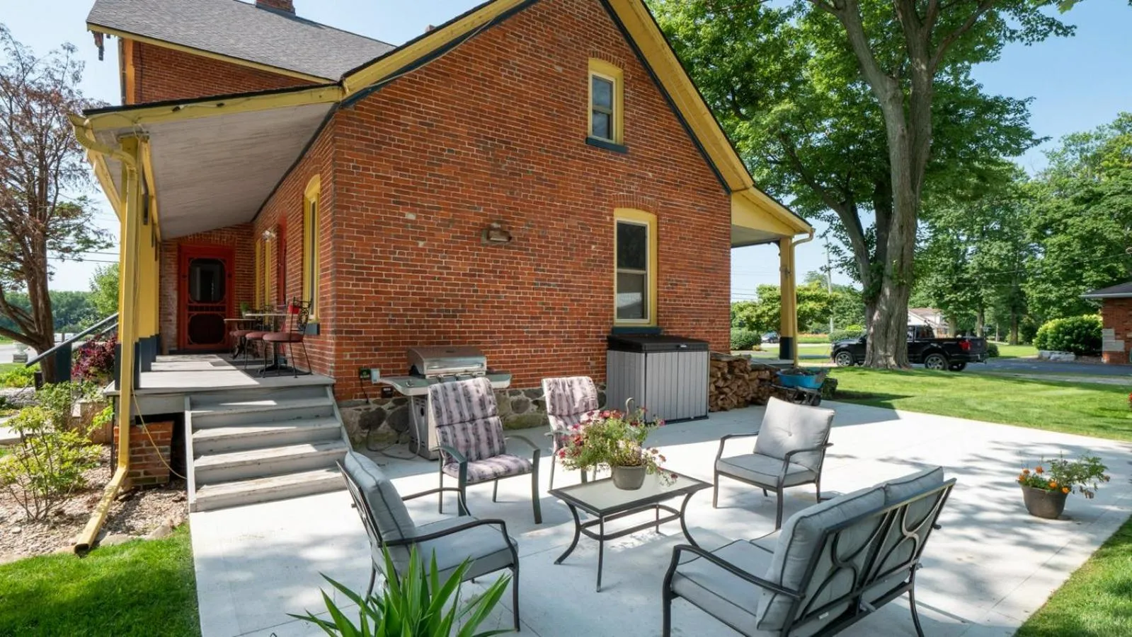 Patio in The Woodbridge House