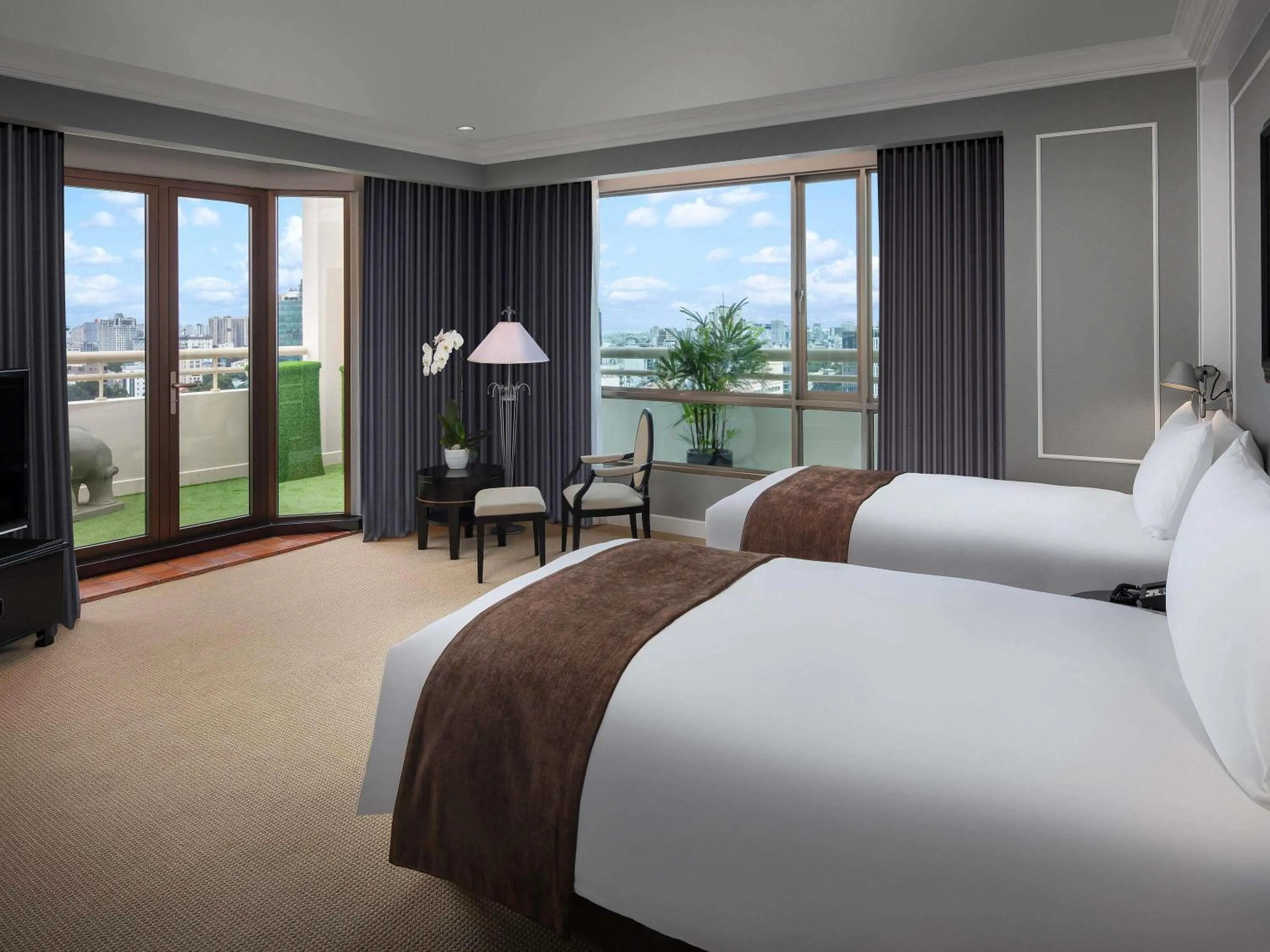 Bedroom, Bed in Sofitel Saigon Plaza