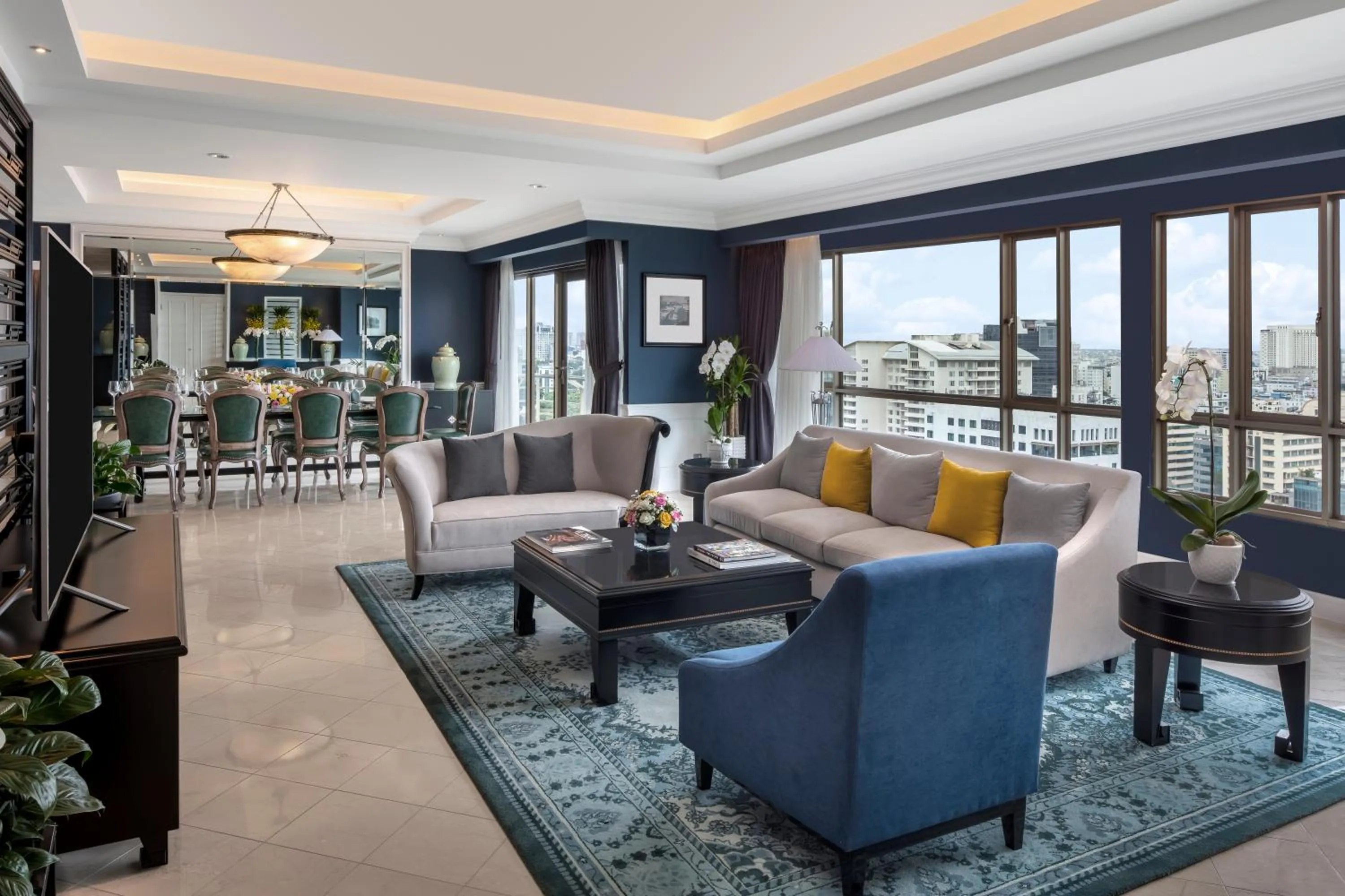 Living room in Sofitel Saigon Plaza