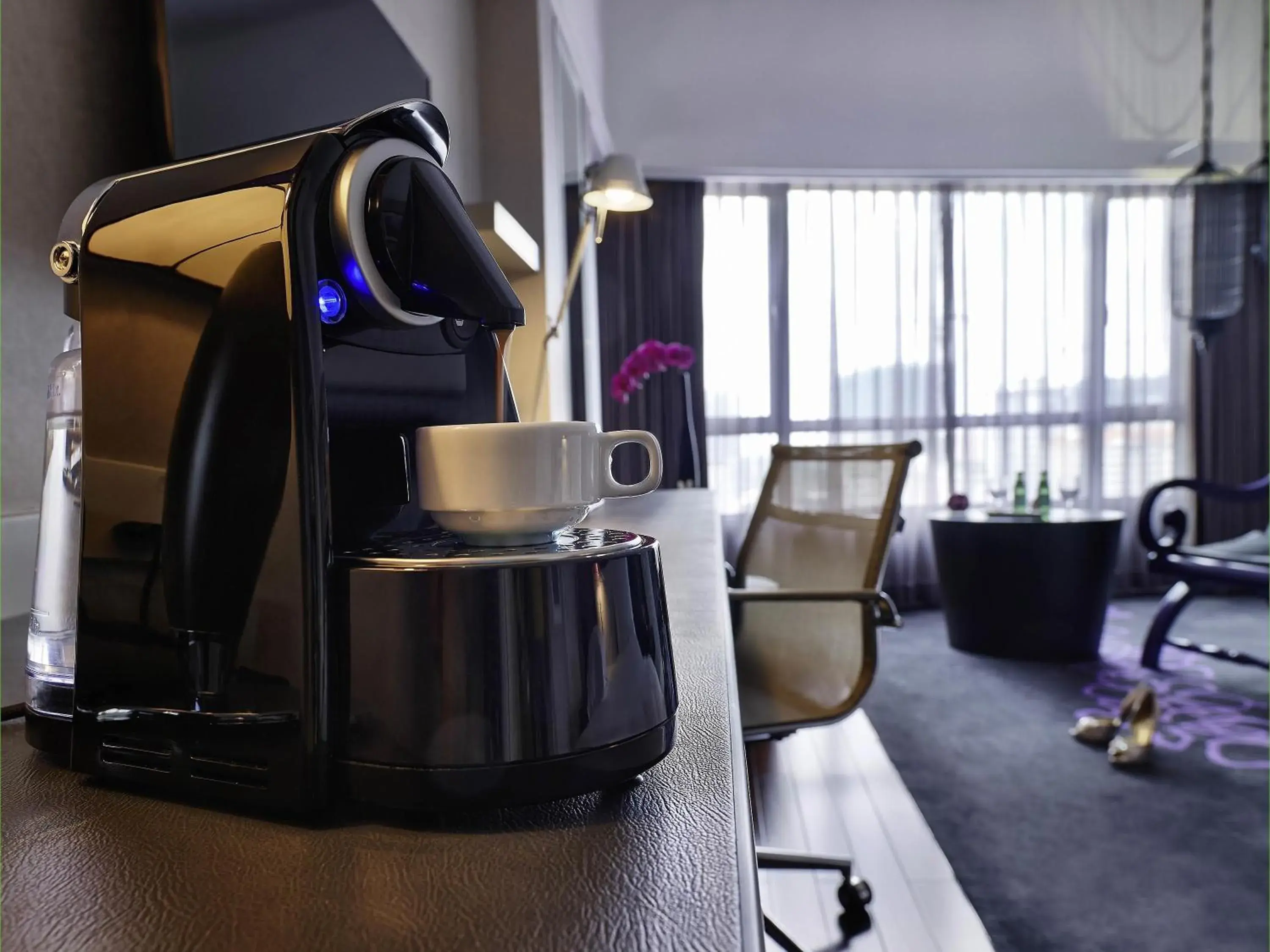 Superior Twin Room with Club Access in Sofitel Saigon Plaza Superior Twin Room with Club Access in Sofitel Saigon Plaza