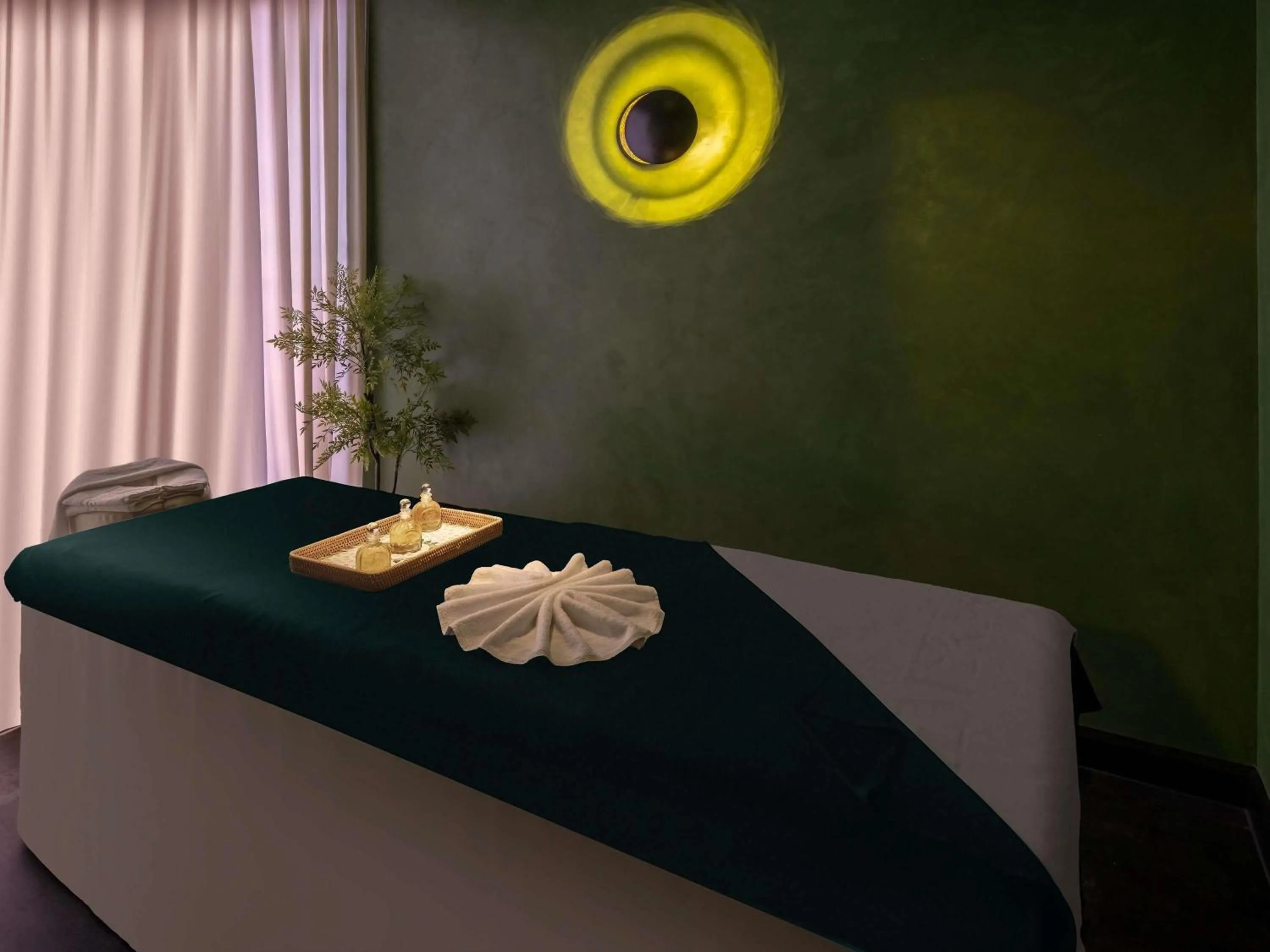 Spa and wellness centre/facilities in Sofitel Saigon Plaza