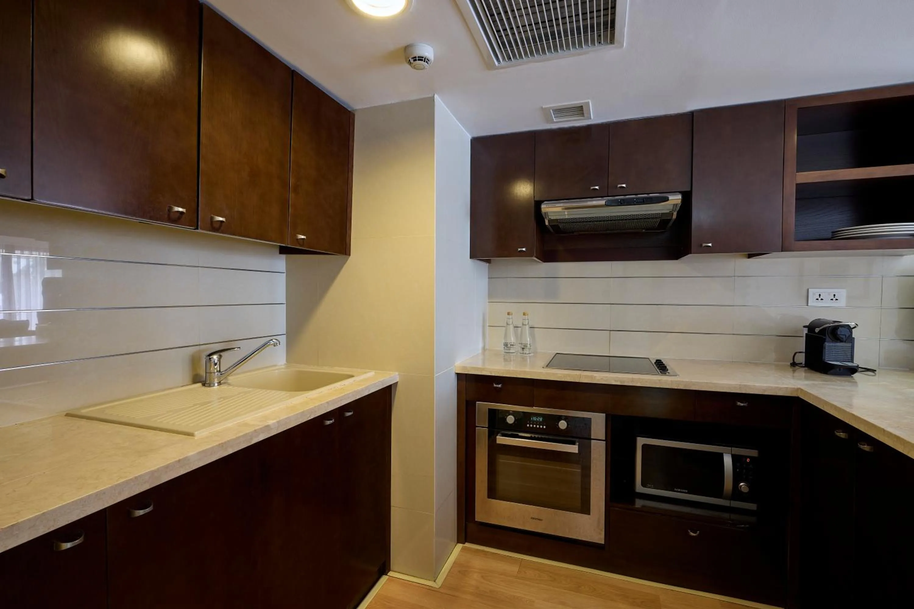 Kitchen or kitchenette in Sofitel Saigon Plaza