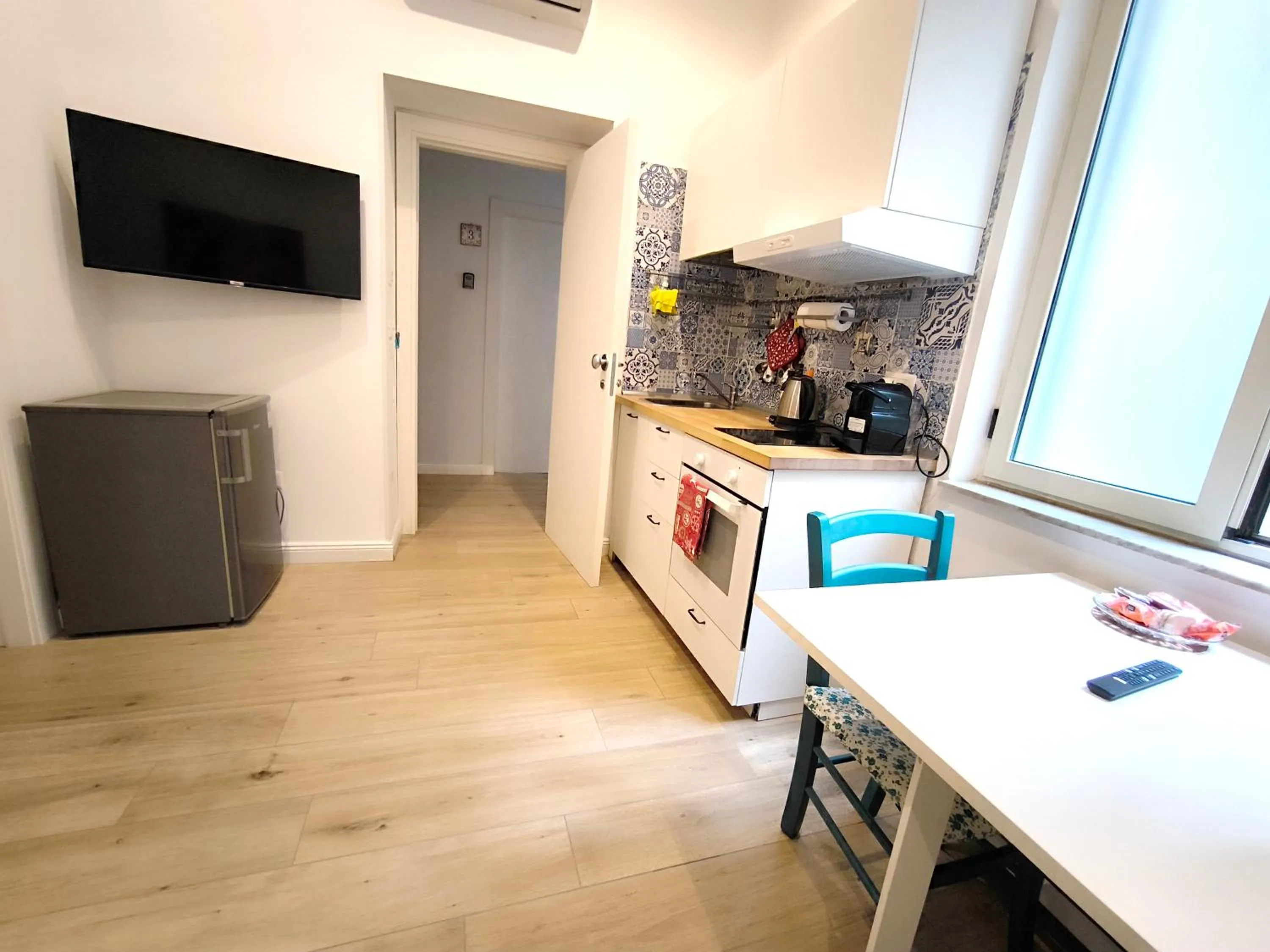 Seating area in Agorà