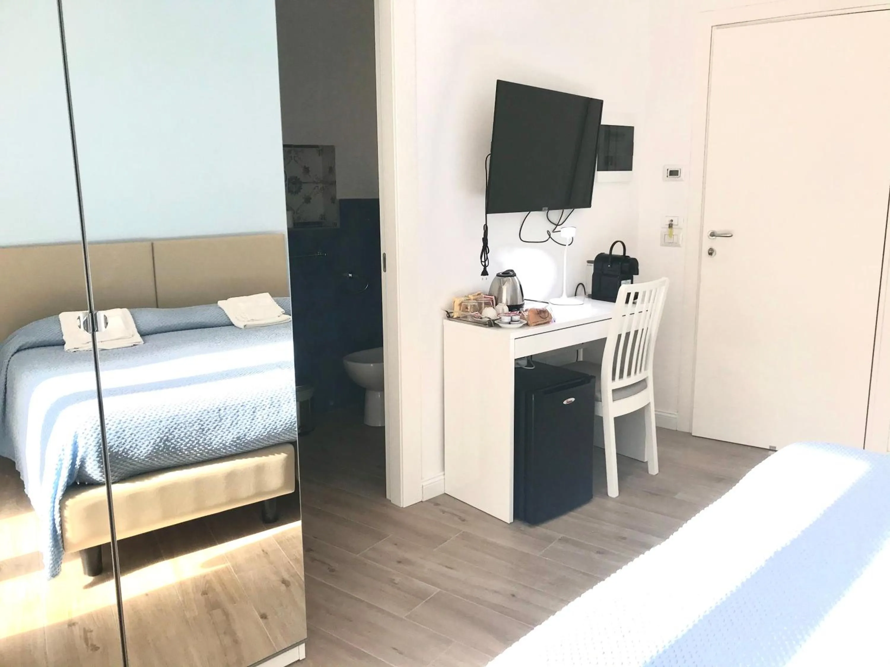 Bedroom, Bed in Agorà