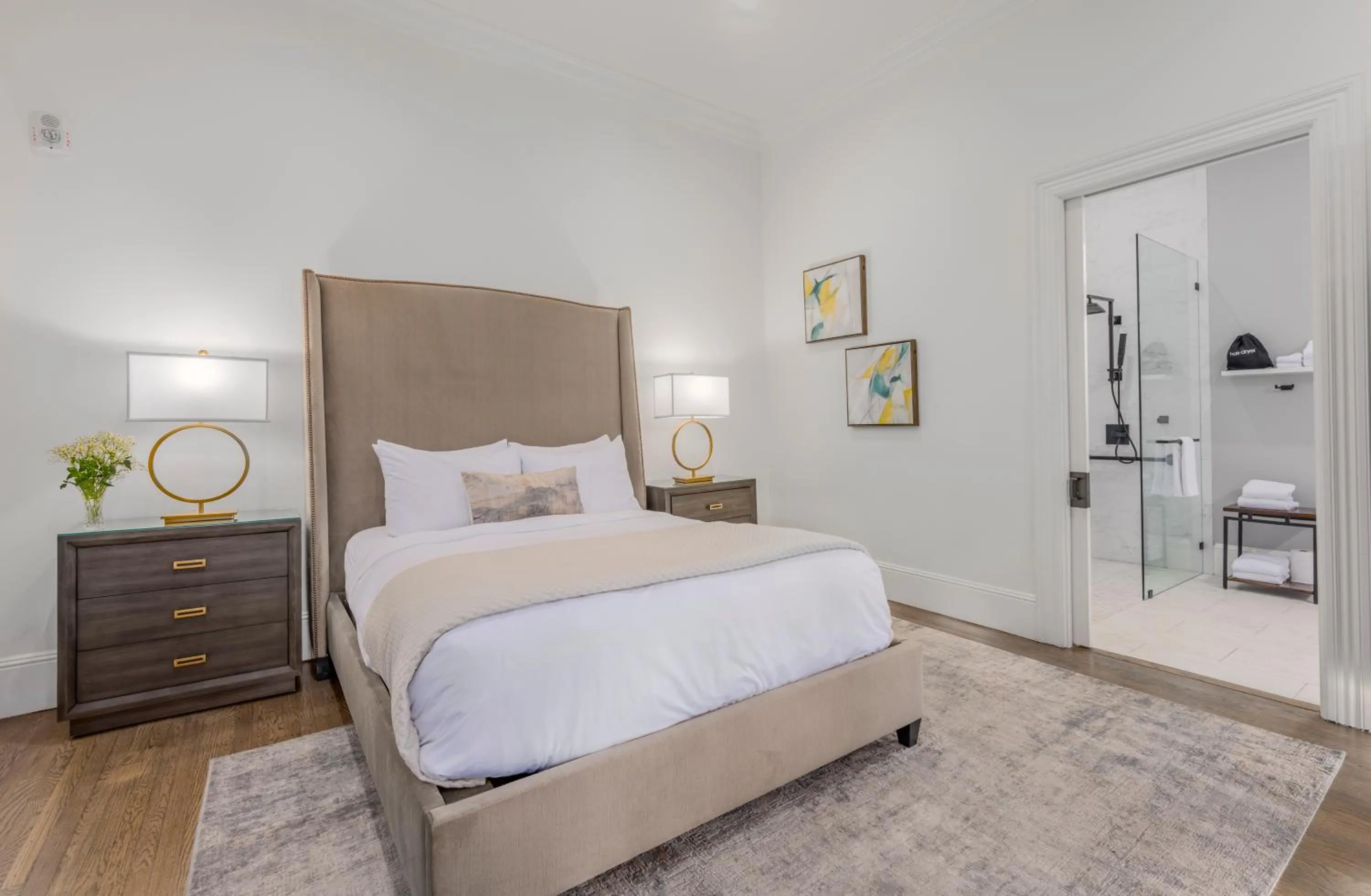 Bed in The George - Luxury Boutique Inn