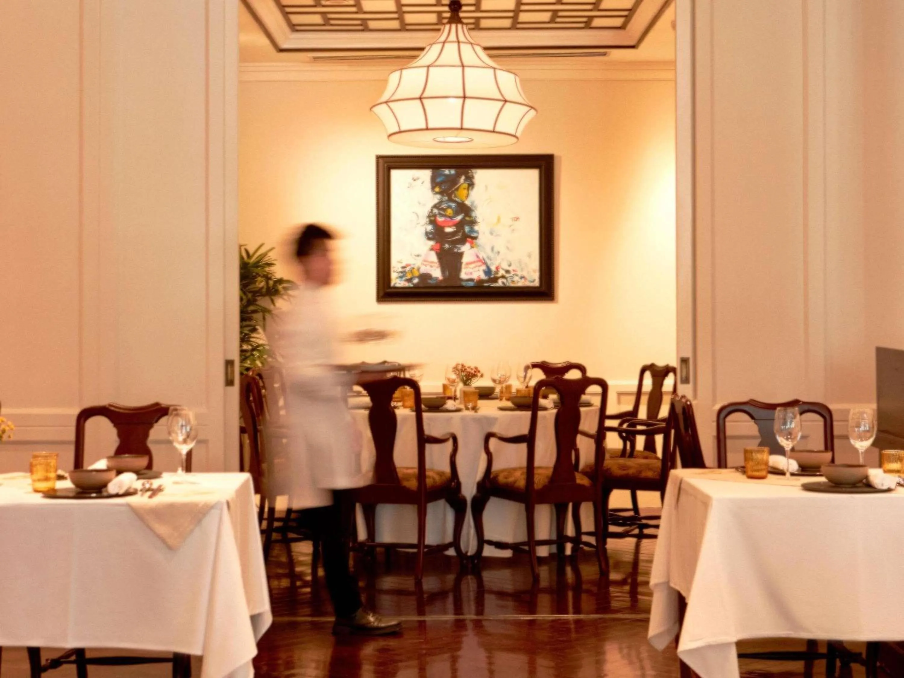 Restaurant/places to eat in Sofitel Legend Metropole Hanoi