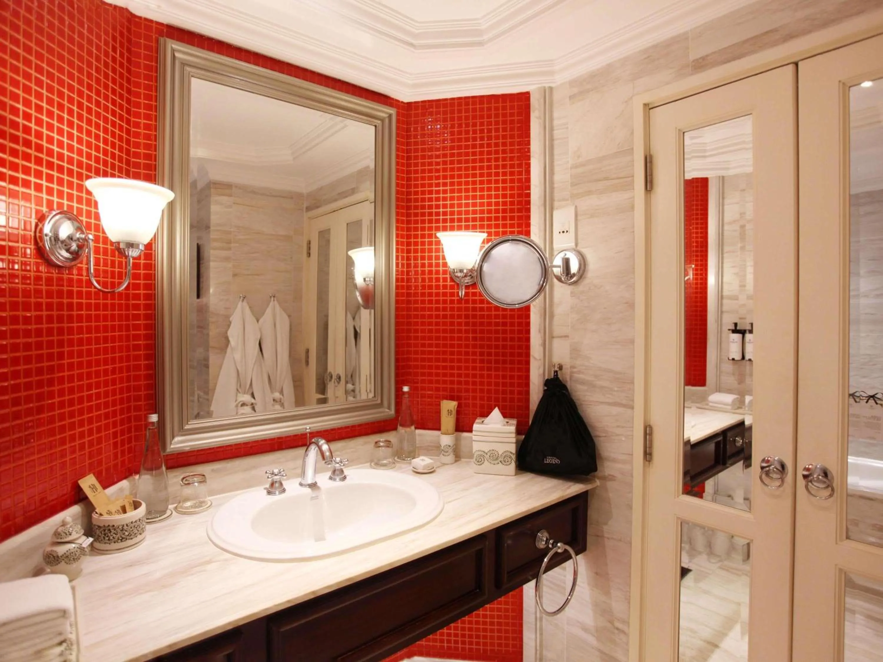 Bedroom in Sofitel Legend Metropole Hanoi