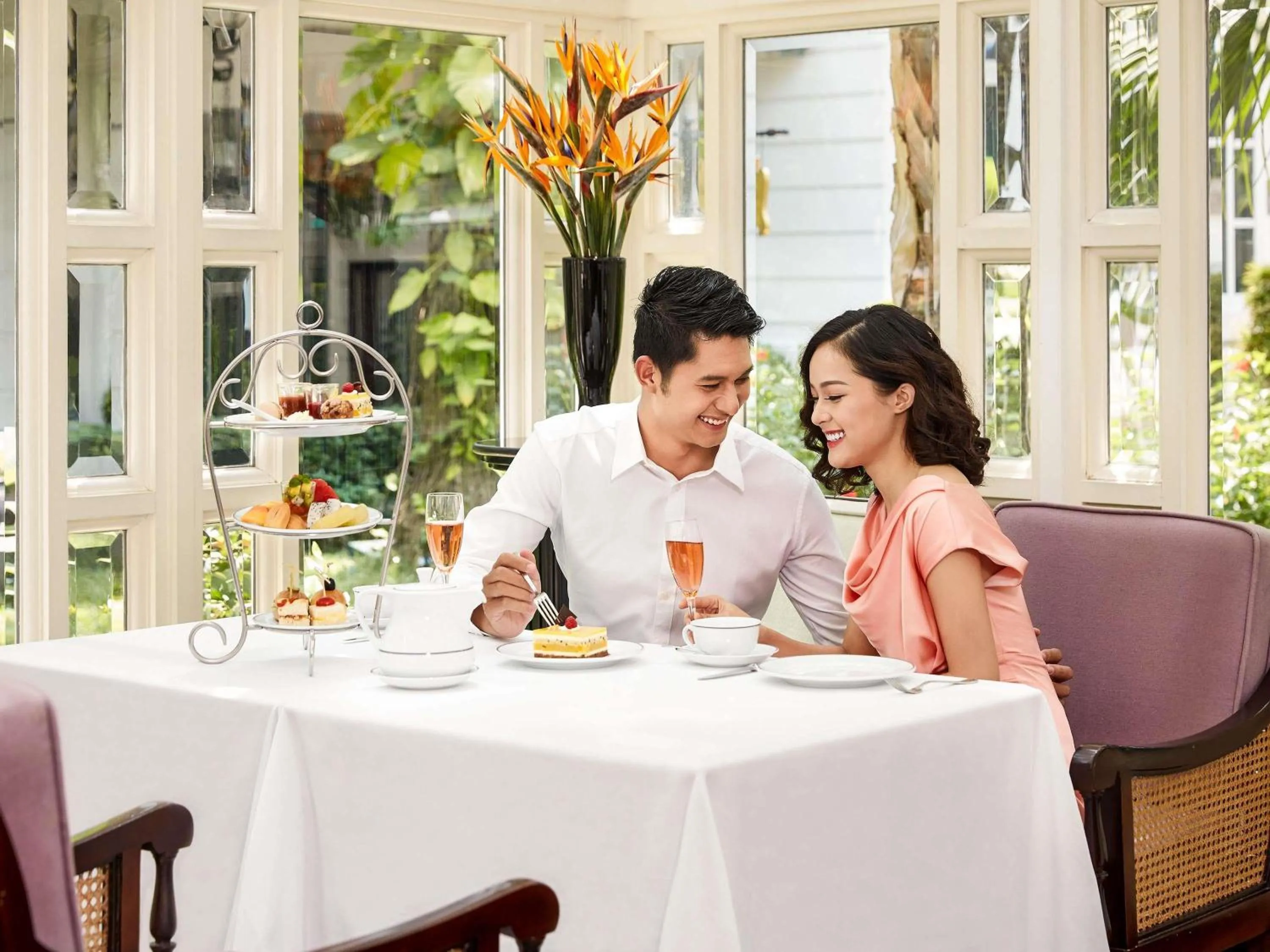 Restaurant/places to eat in Sofitel Legend Metropole Hanoi