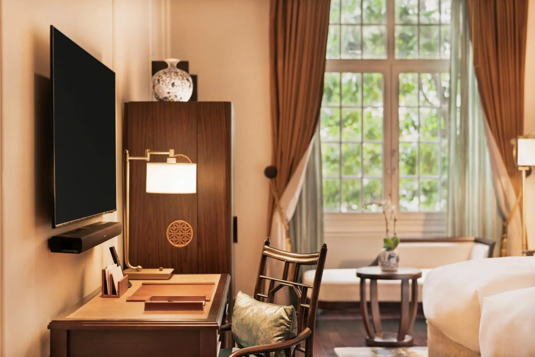 View (from property/room), Bed in Sofitel Legend Metropole Hanoi