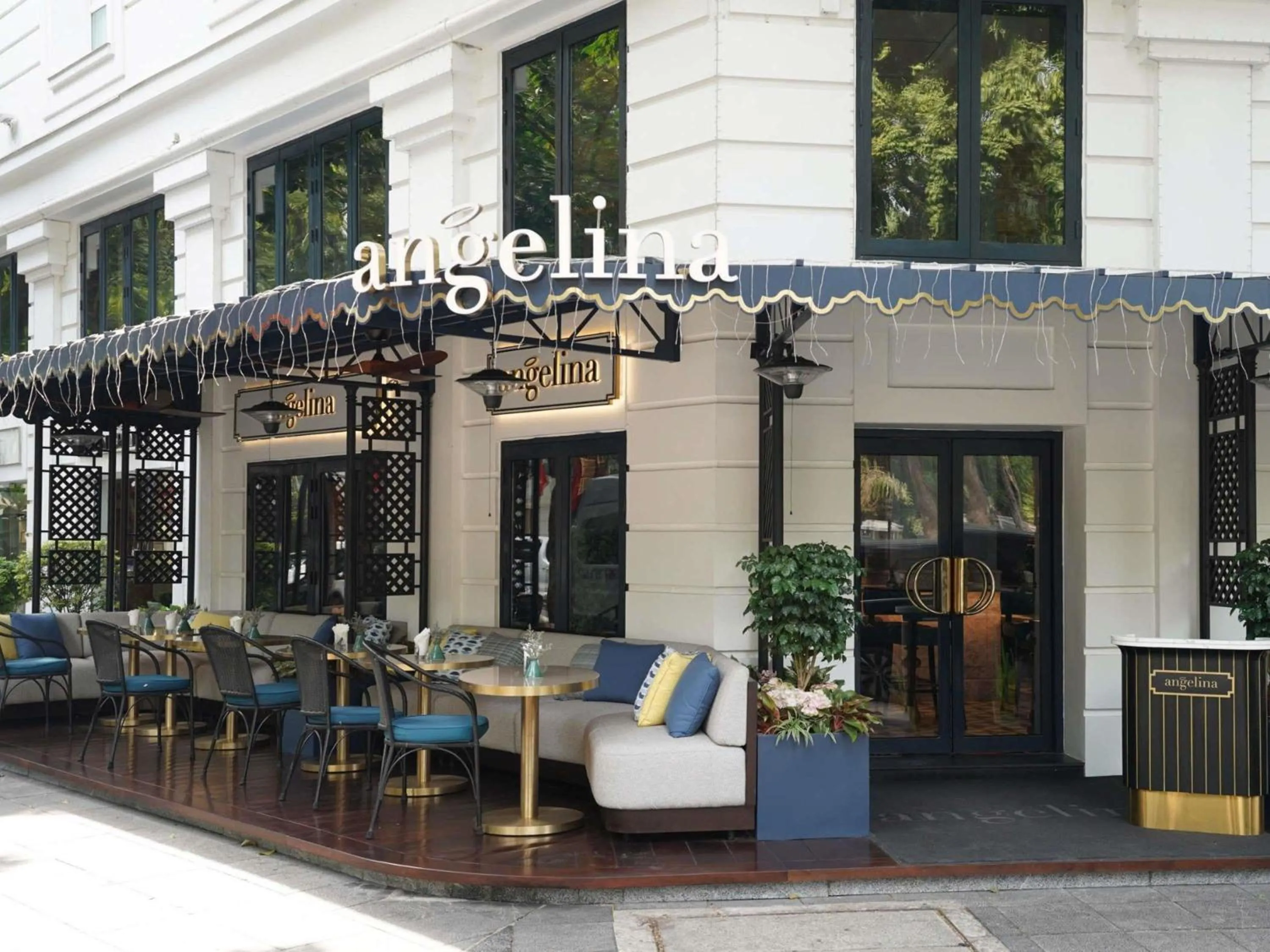 Restaurant/places to eat in Sofitel Legend Metropole Hanoi