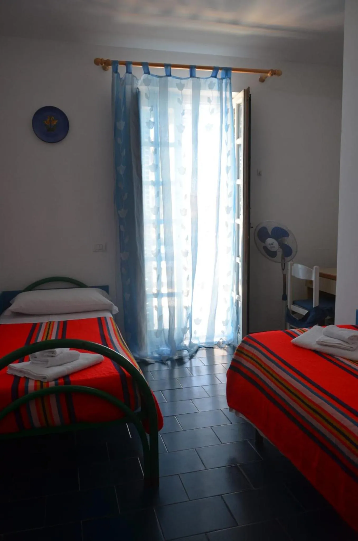 Bedroom, Bed in Villa Teti - Sicilia