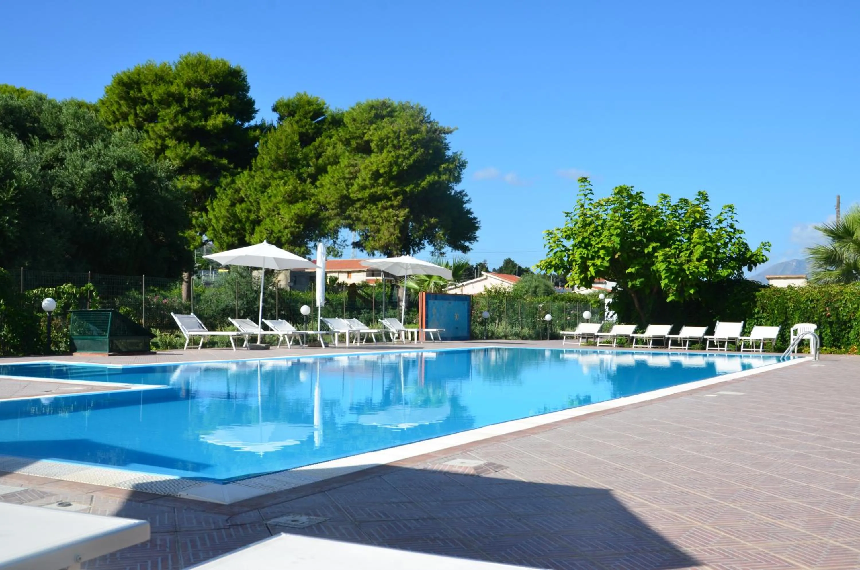 Swimming pool in Villa Teti - Sicilia