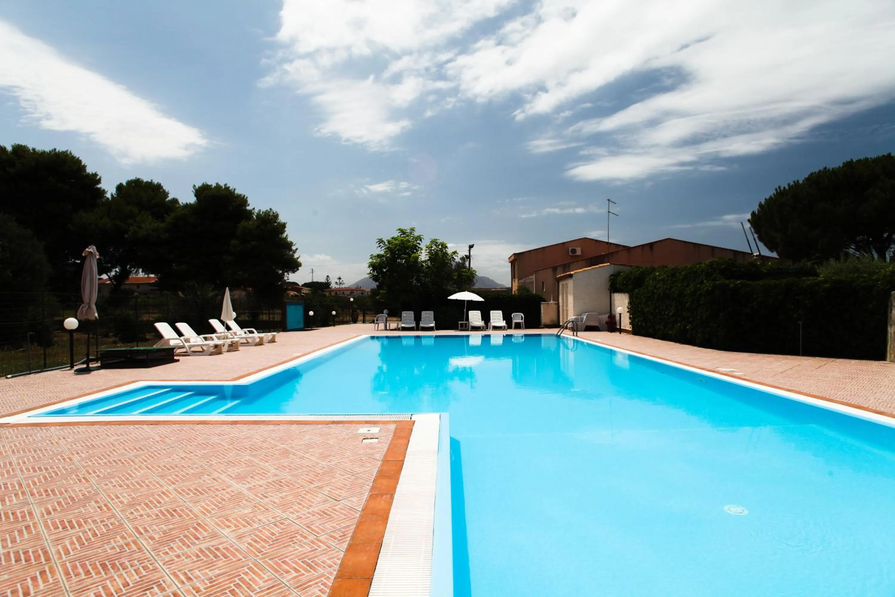 Swimming pool in Villa Teti - Sicilia