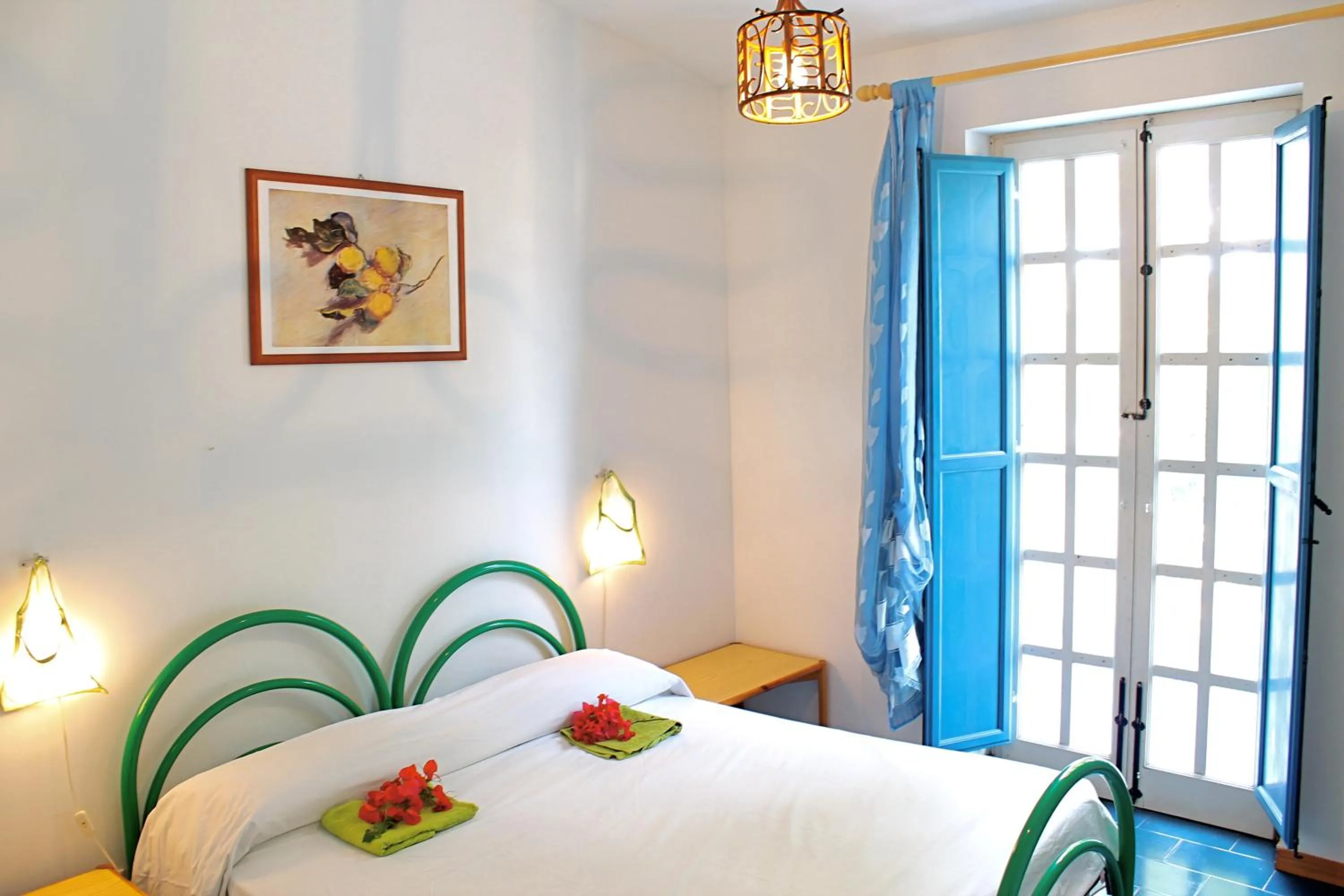 Photo of the whole room, Bed in Villa Teti - Sicilia