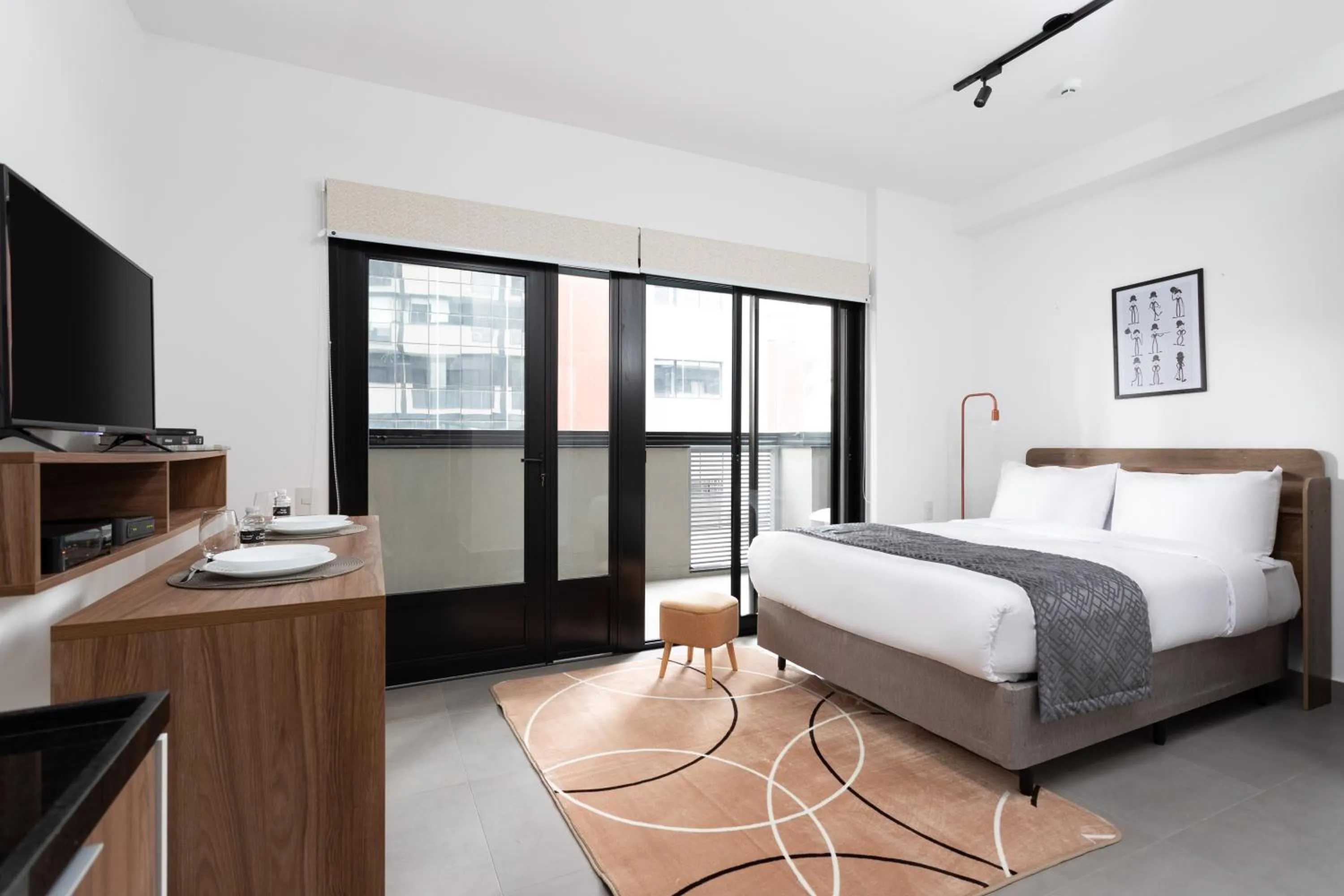 Bed in Charlie Oscar Freire