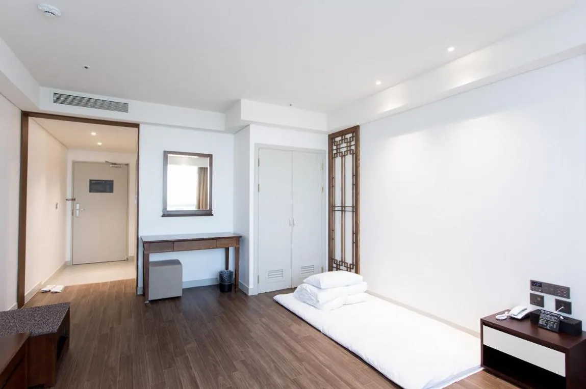 Bed in Interburgo Hotel Wonju