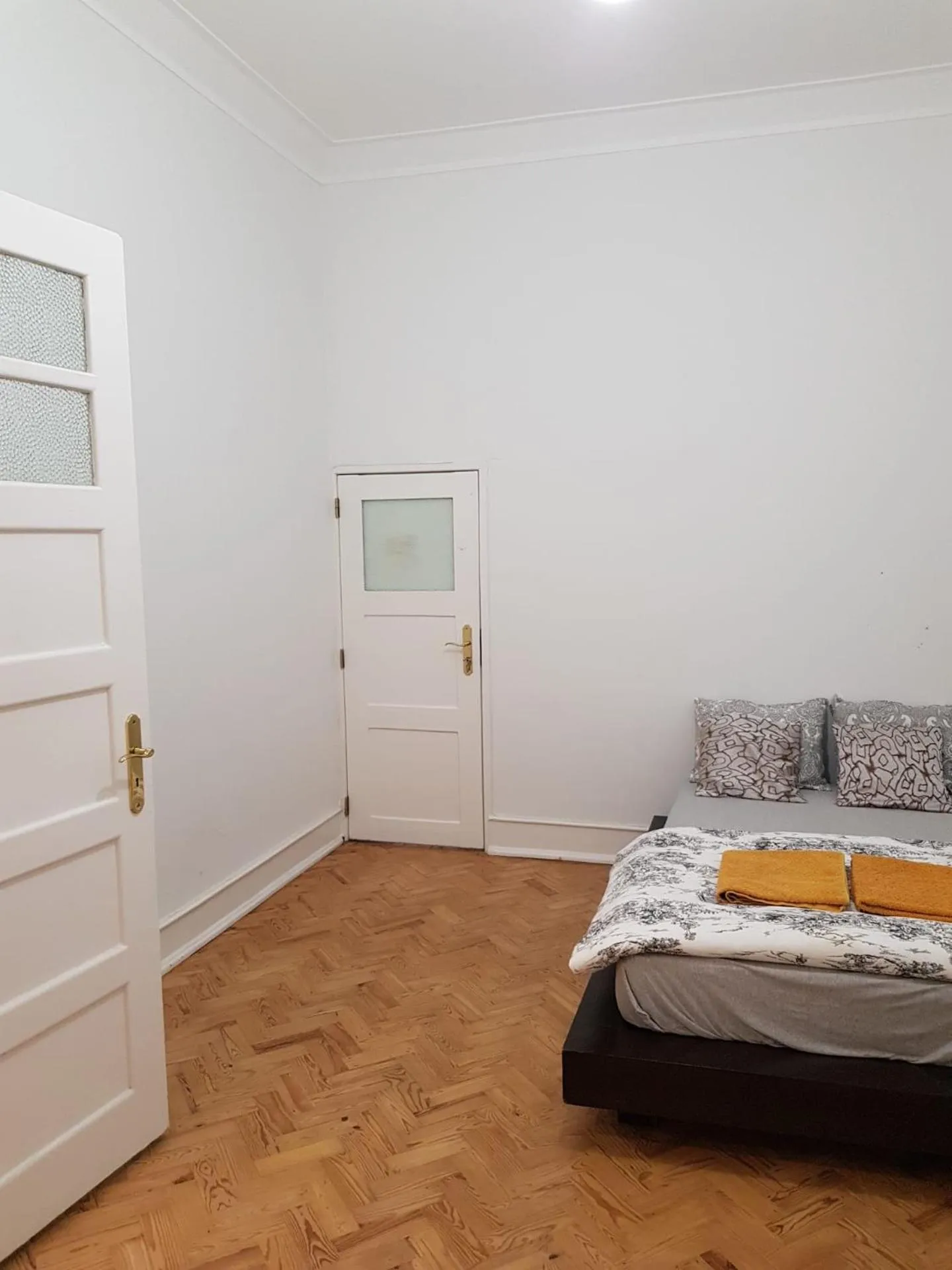 Bed in Rainbow Guest House