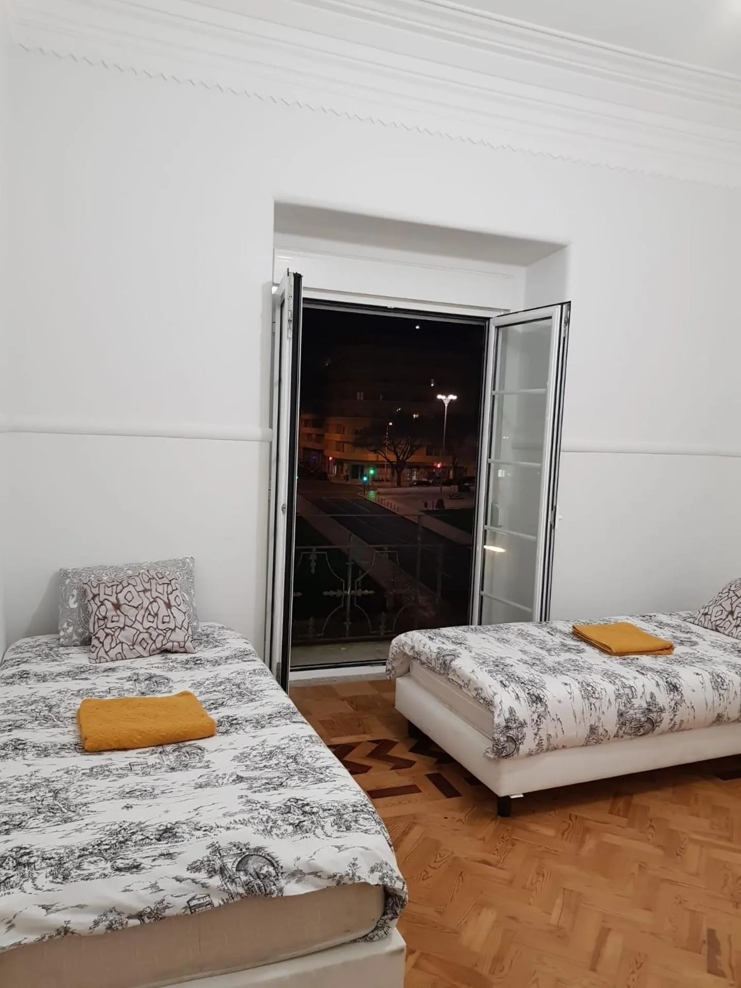 Bed in Rainbow Guest House