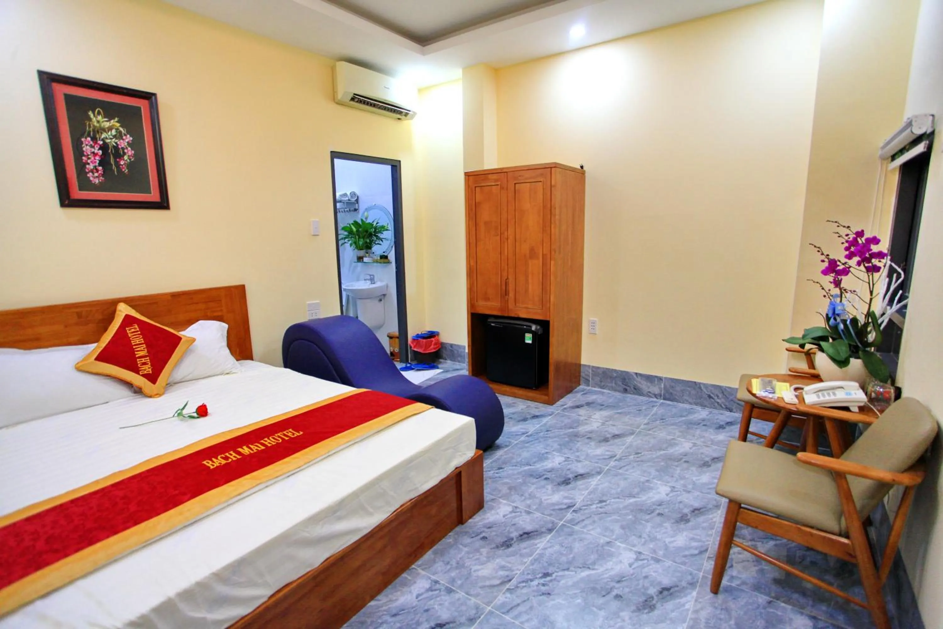 Photo of the whole room, Bed in Khách sạn Bạch Mai Vũng Tàu - Bach Mai Vung Tau hotel