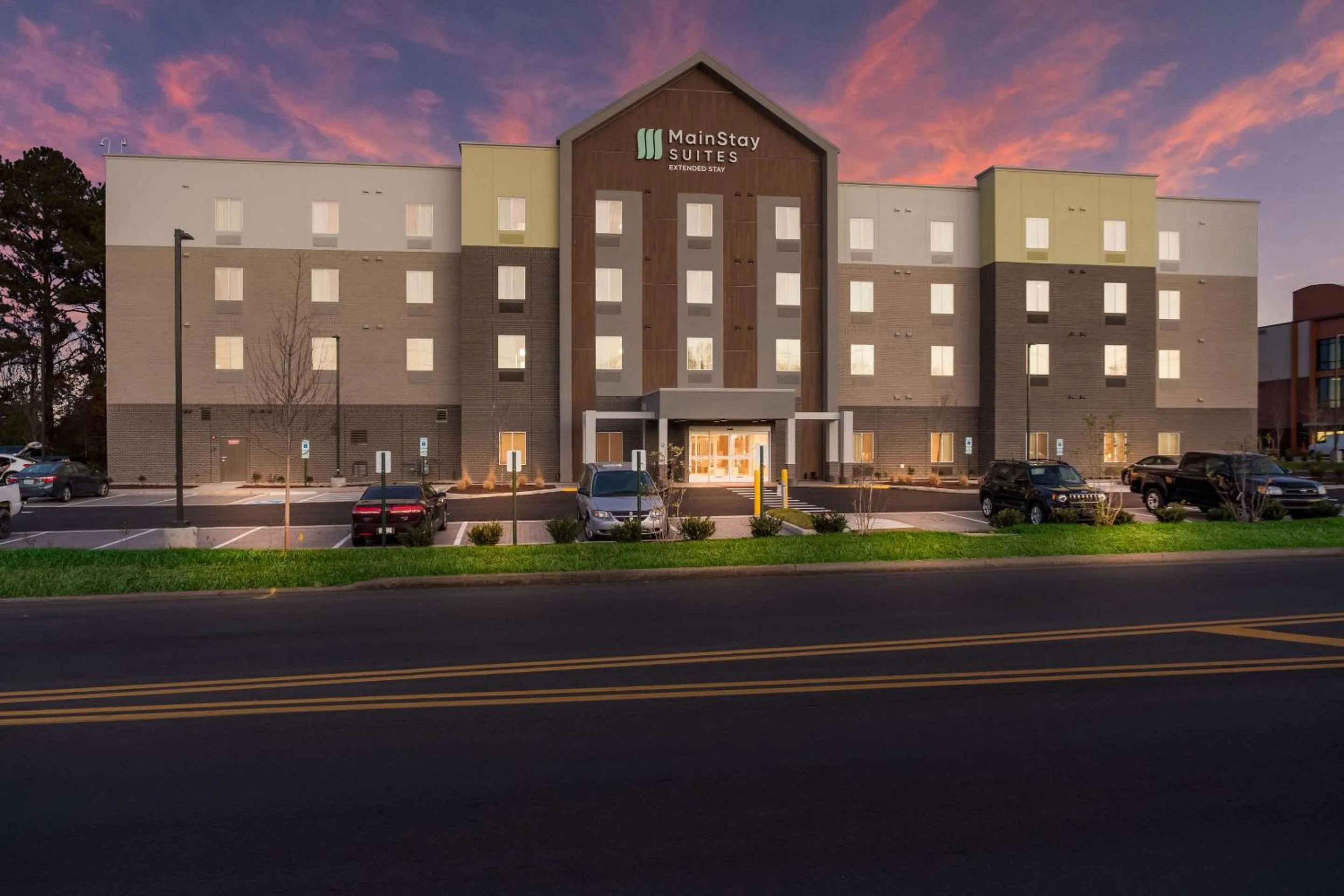 Property building in MainStay Suites Murfreesboro